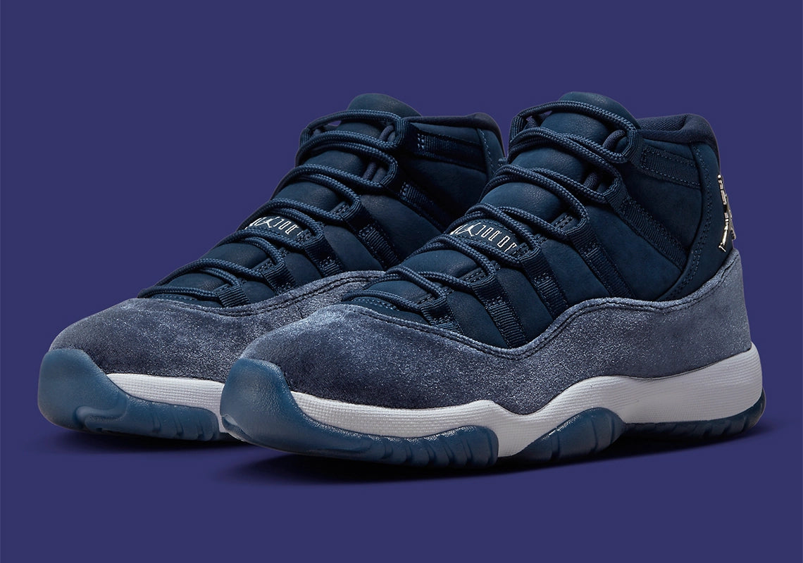 Blue velvet jordan 11 release date hotsell
