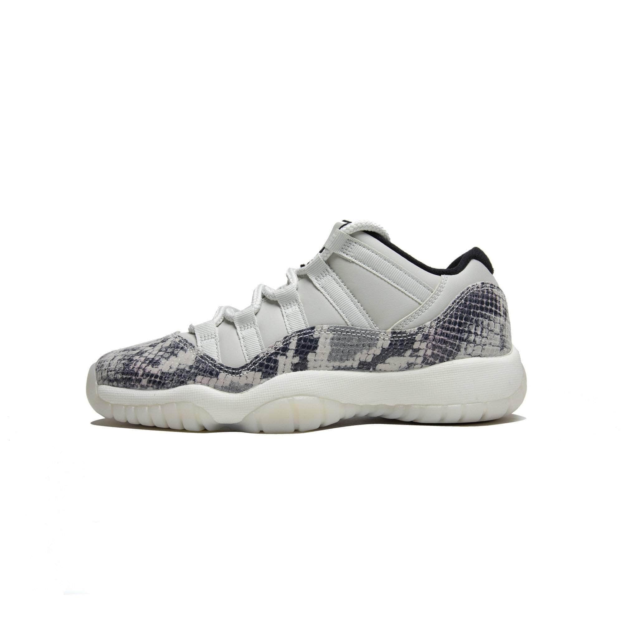 Air Jordan 11 Retro Low LE