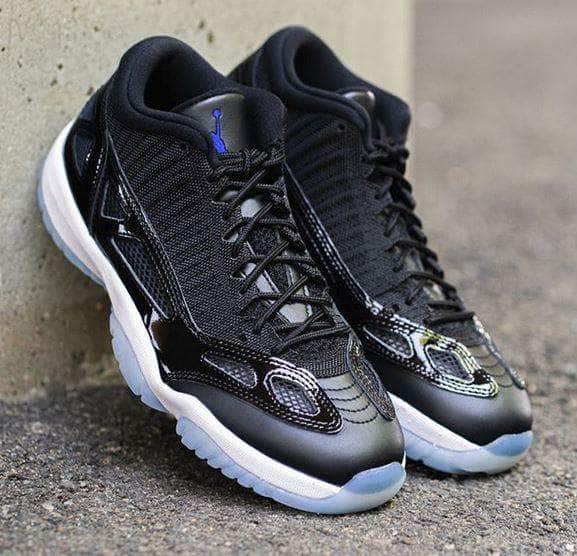 Jordan xi ie space jam Clearance
