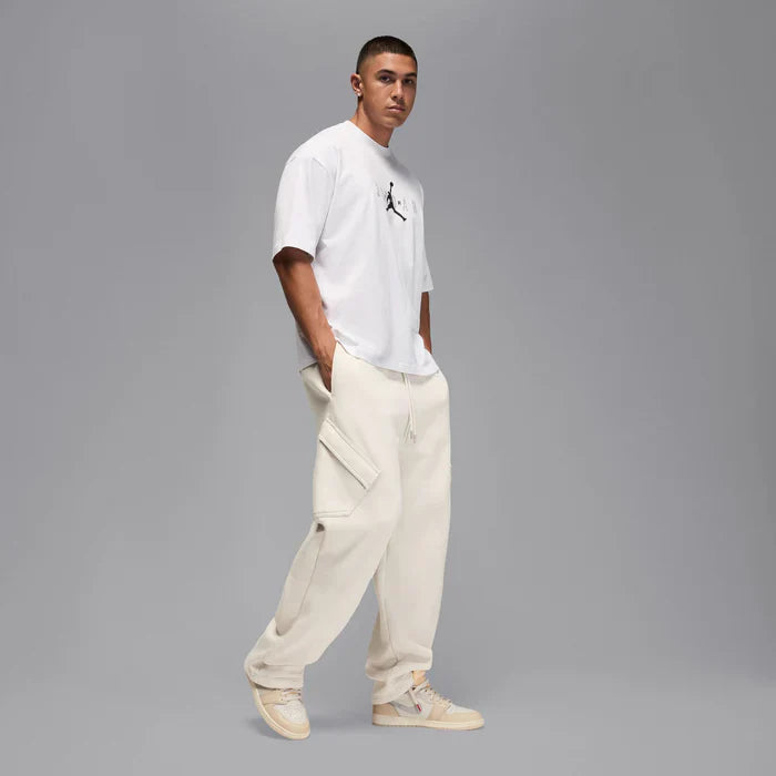 Air Jordan 1 Retro High OG “Sail University Red” – Family Collection