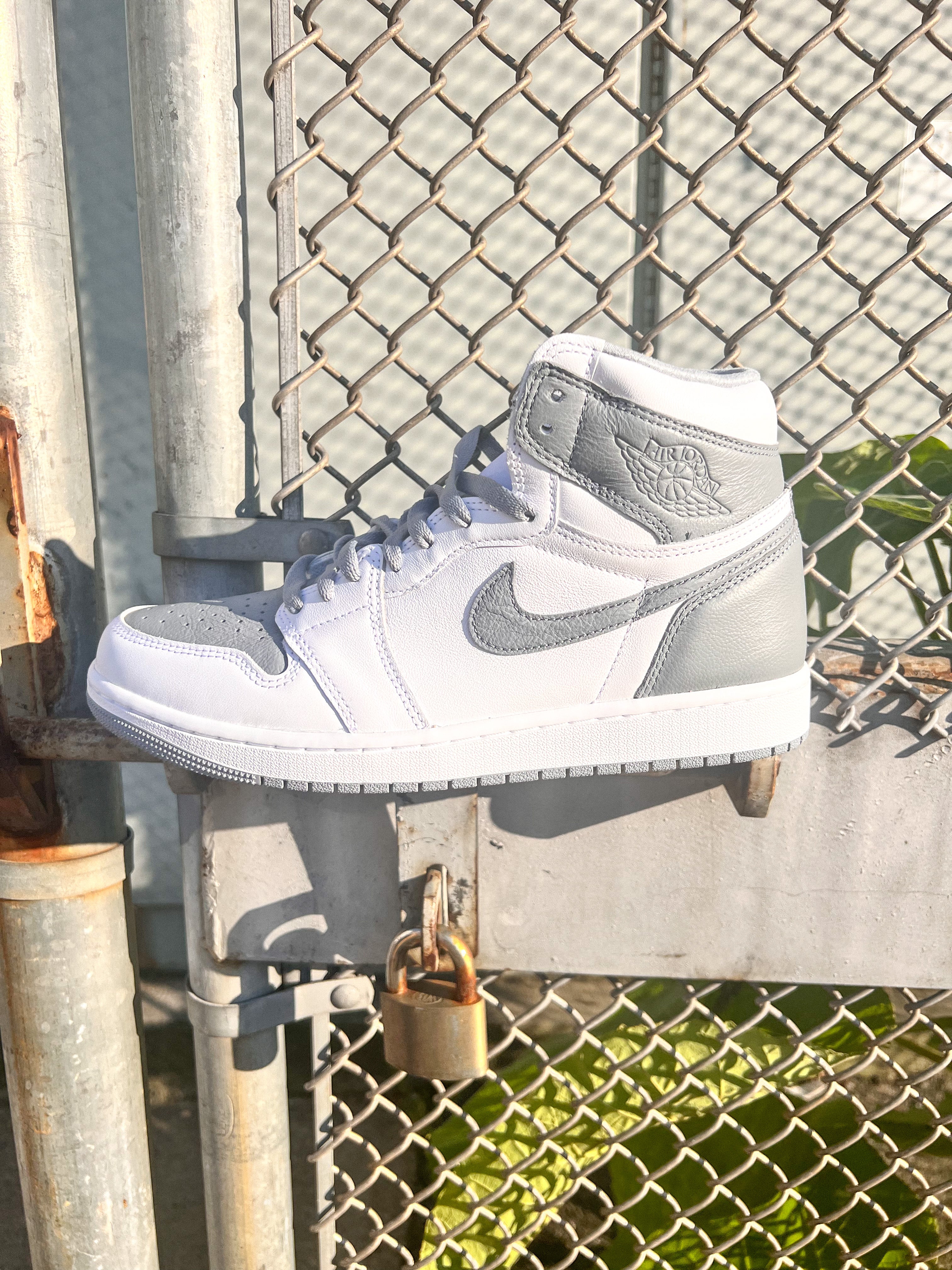 Air Jordan 1 High OG “Stealth”