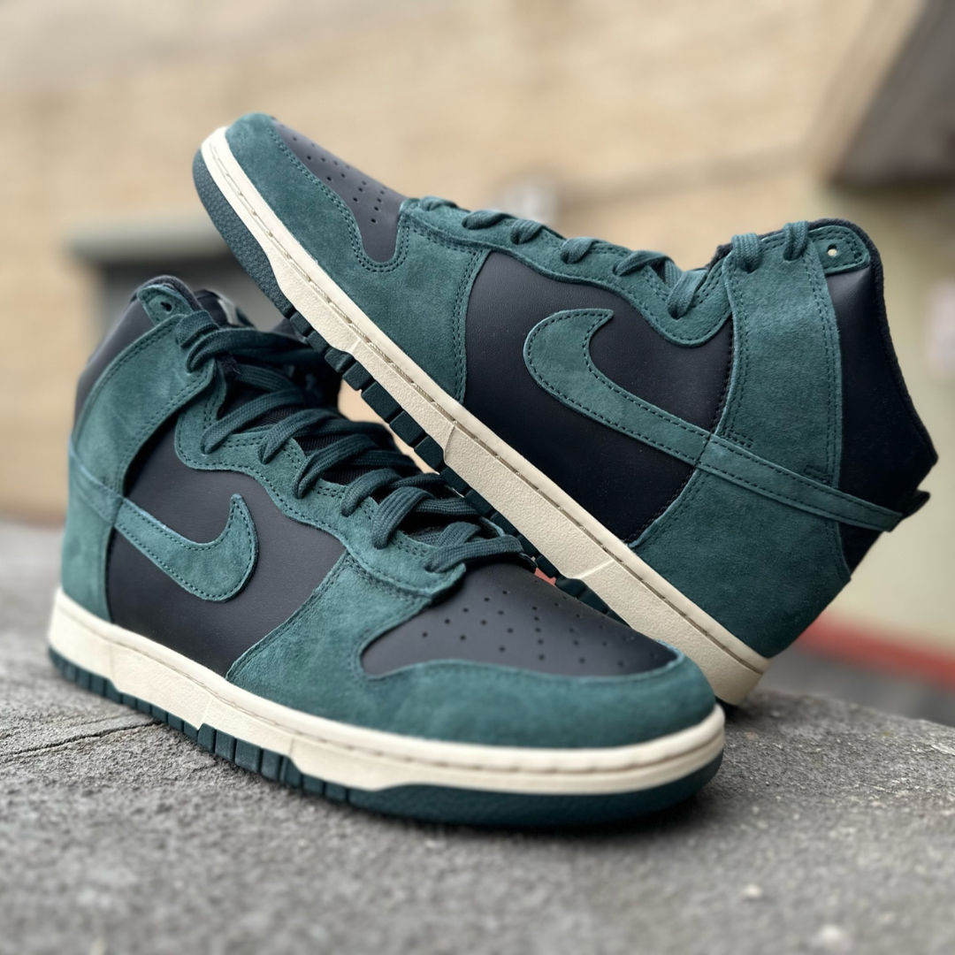 dunk low spruce aura