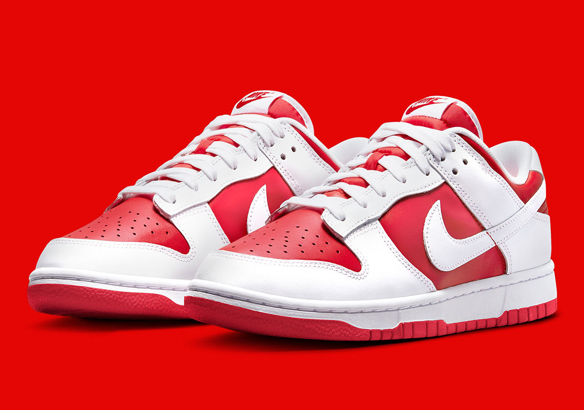 university dunk red