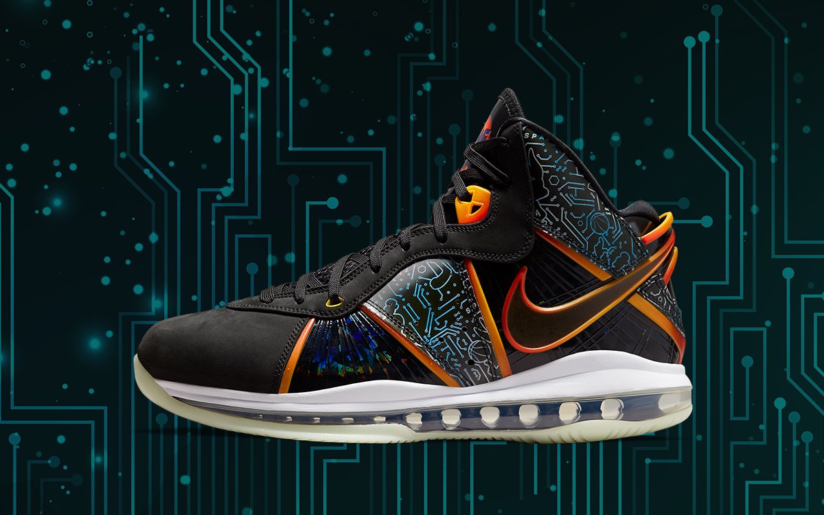 Nike LeBron 8 “Space Jam”