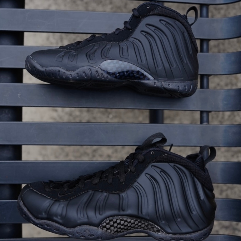Anthracite foamposite deals
