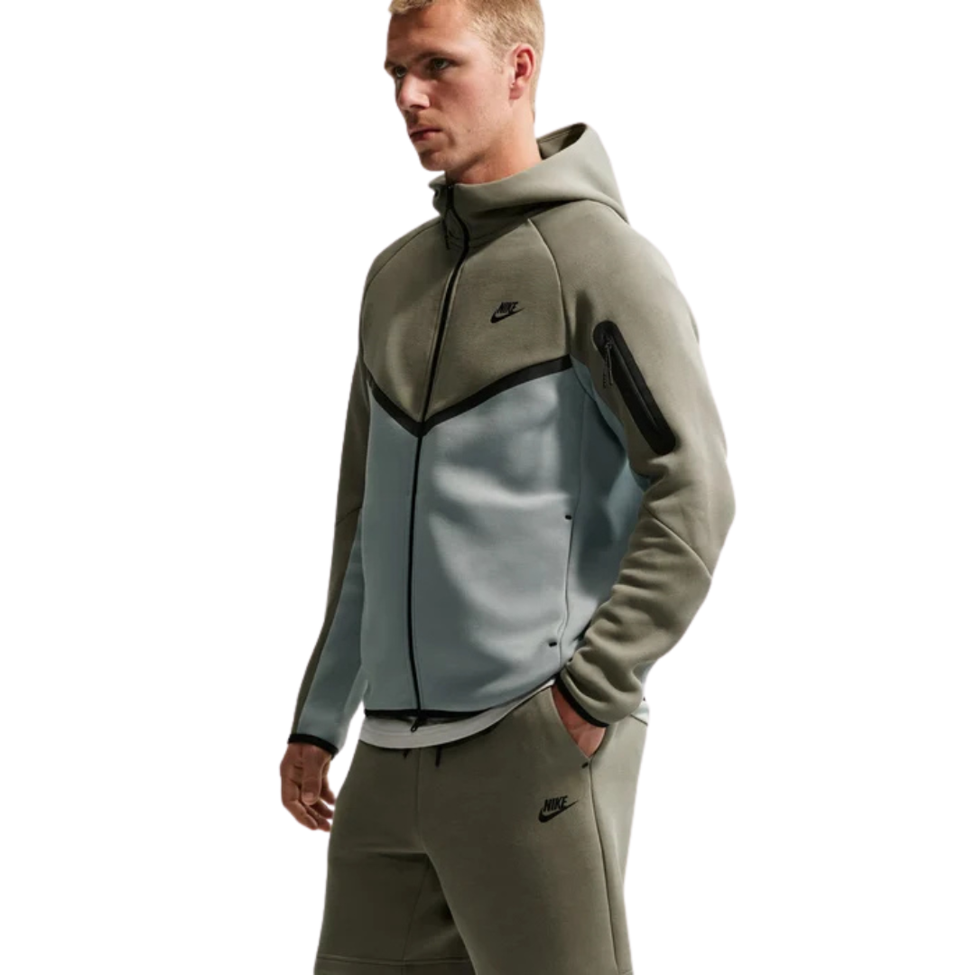 Nike Tech Fleece Shorts - Men's