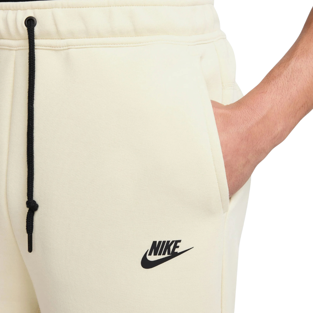 Nike Tech Fleece Shorts - Men's