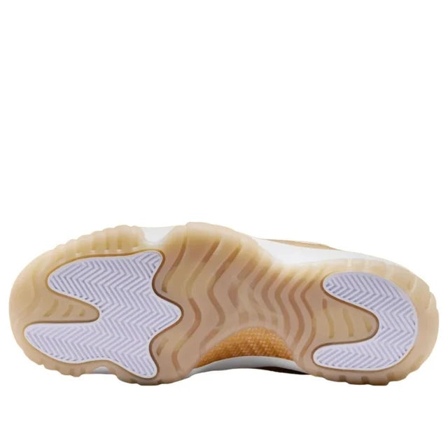 Air Jordan 11 Low "Mother's Day" - Women's