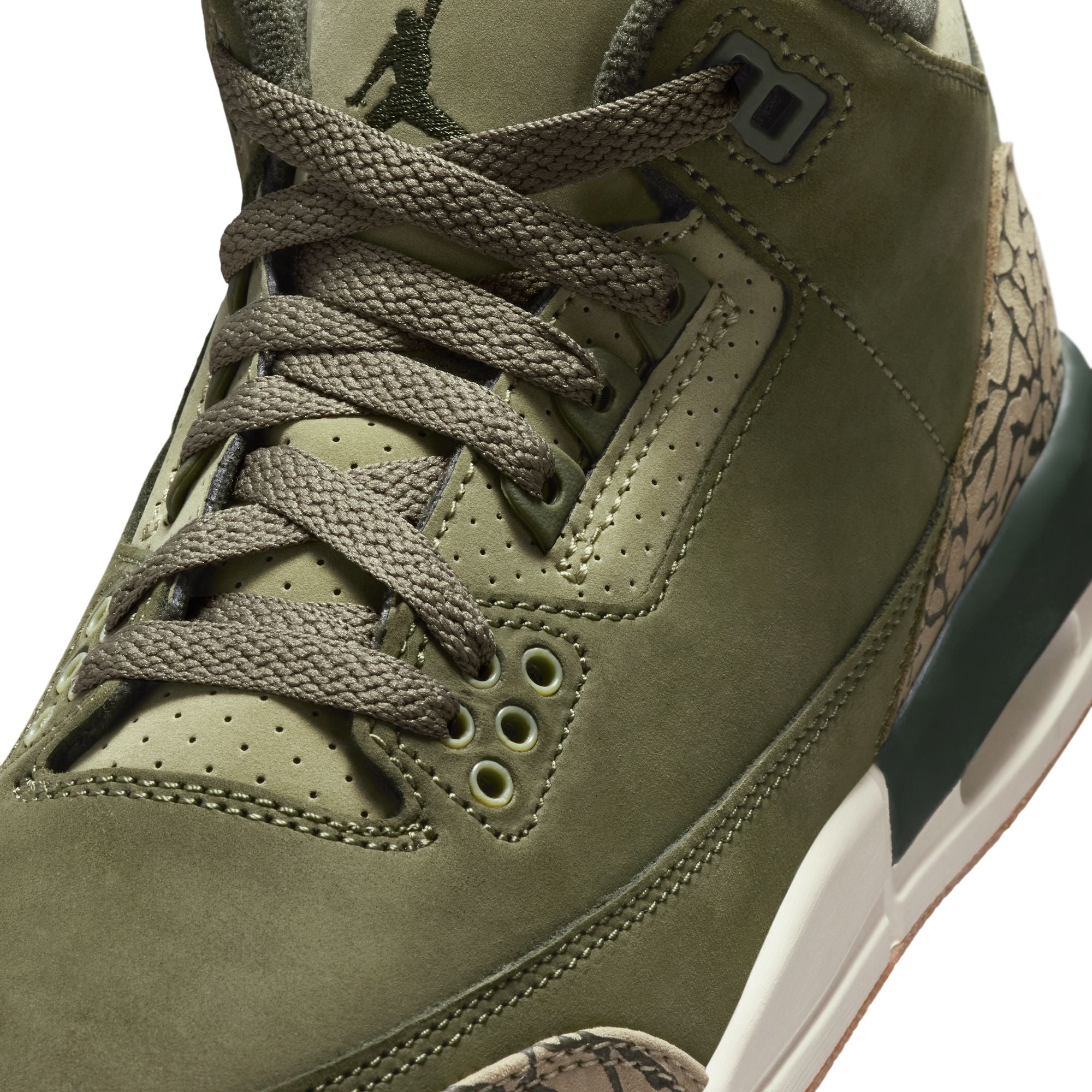 Air Jordan 3 Retro "Family Affair" - Non Adult