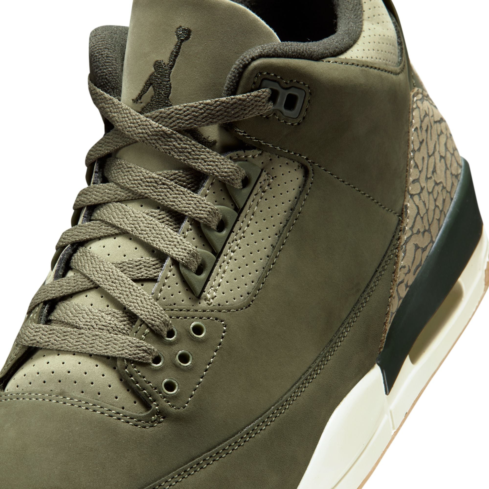 Air Jordan 3 Retro "Family Affair" - Men's