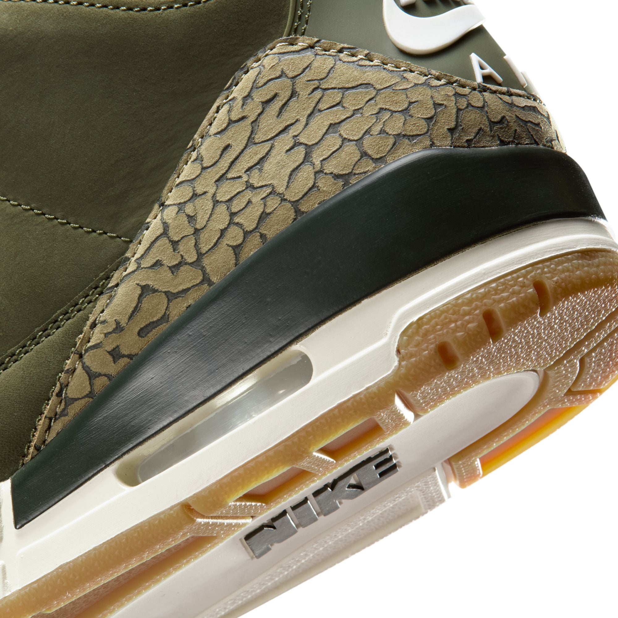 Air Jordan 3 Retro "Family Affair" - Men's