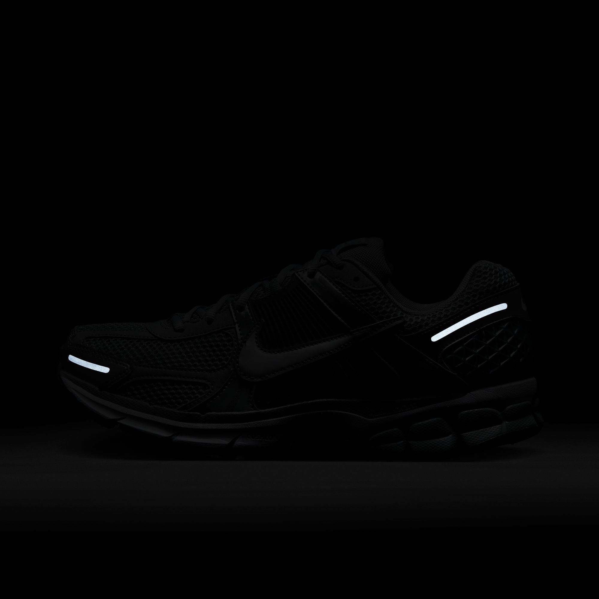 Nike Zoom Vomero 5 - Men's