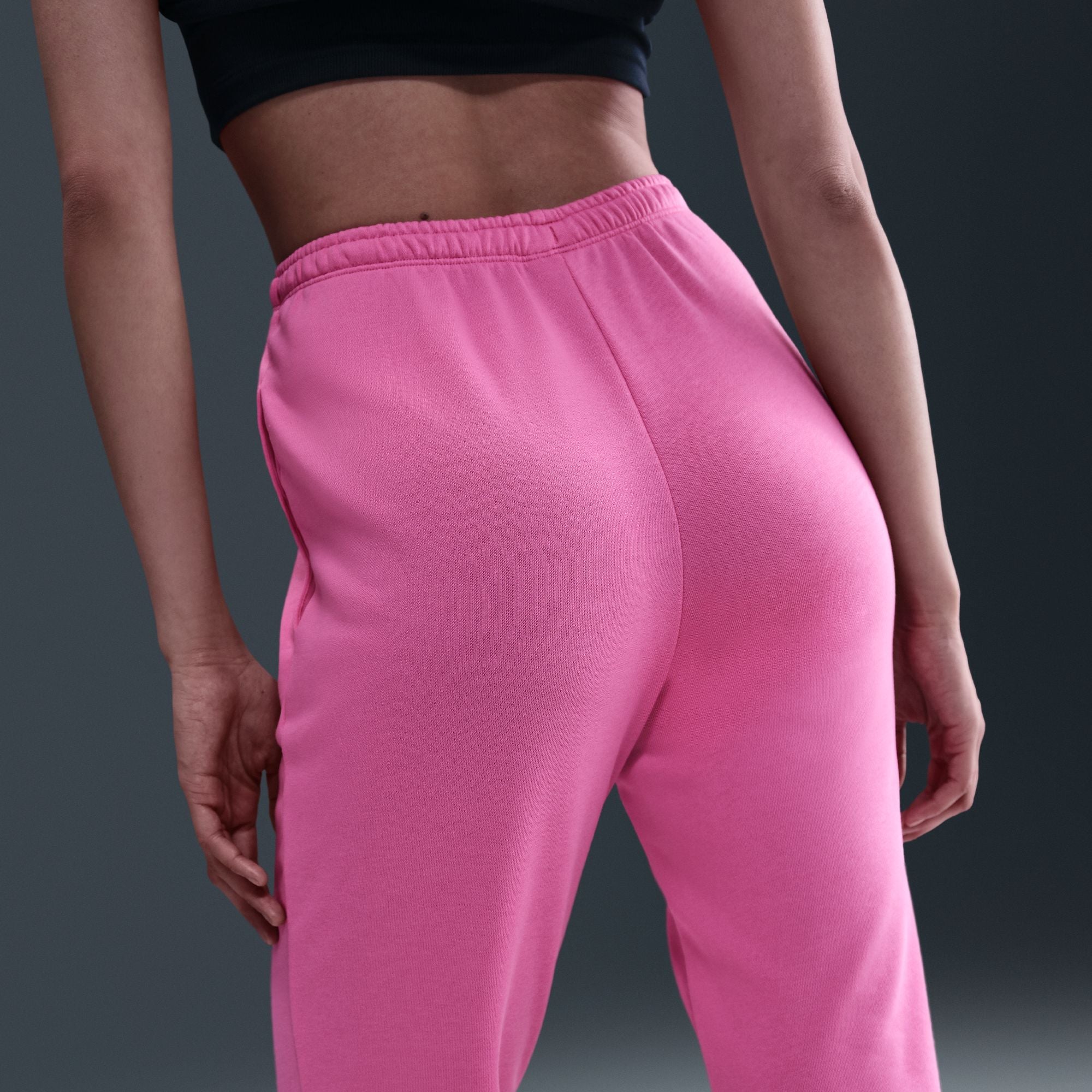 Nike Sportswear Chill Terry Slim High-Waisted French Terry Sweatpants - Women's