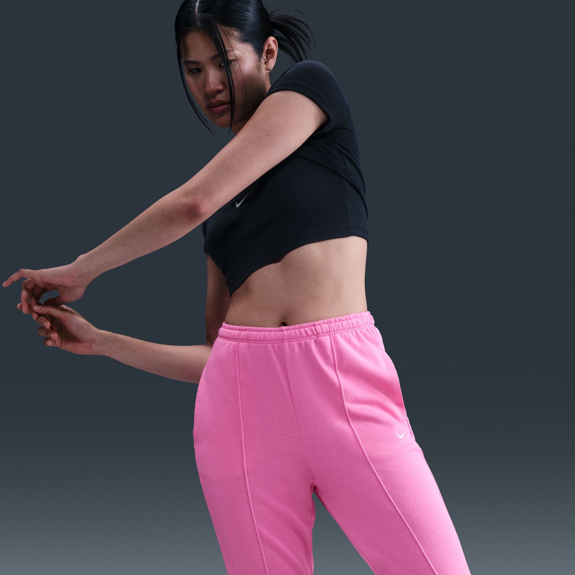 Nike Sportswear Chill Terry Slim High-Waisted French Terry Sweatpants - Women's
