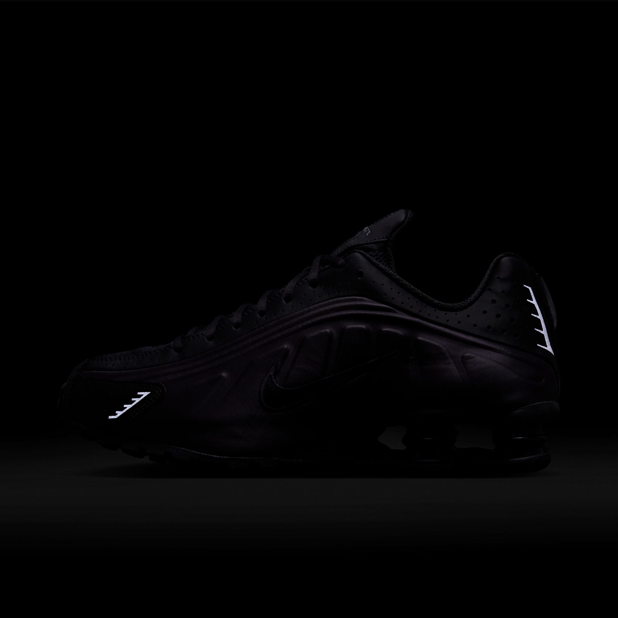 Nike Shox R4 - Men's