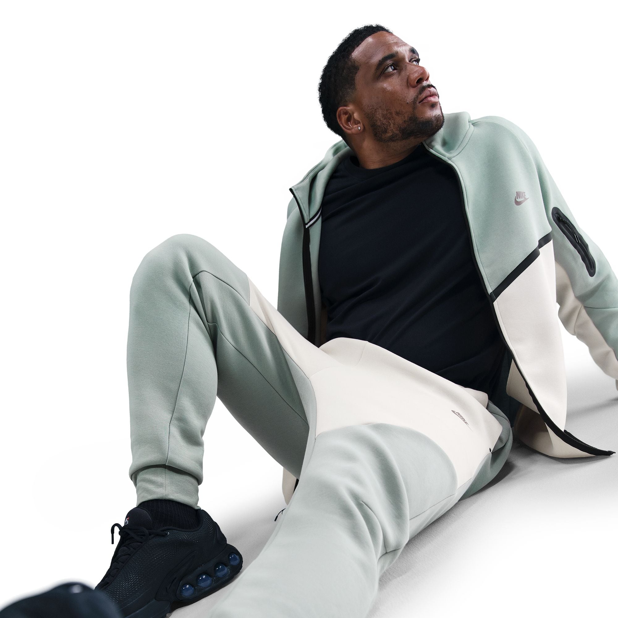 Nike Tech Fleece Joggers - Men's