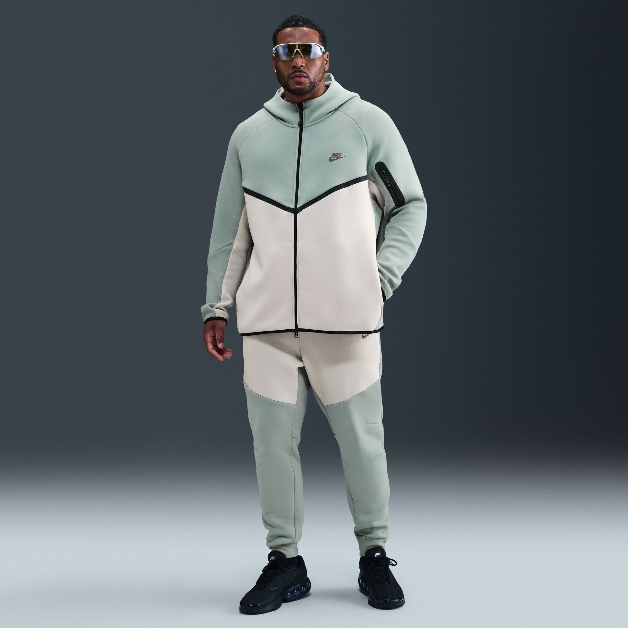 Nike Tech Fleece Joggers - Men's