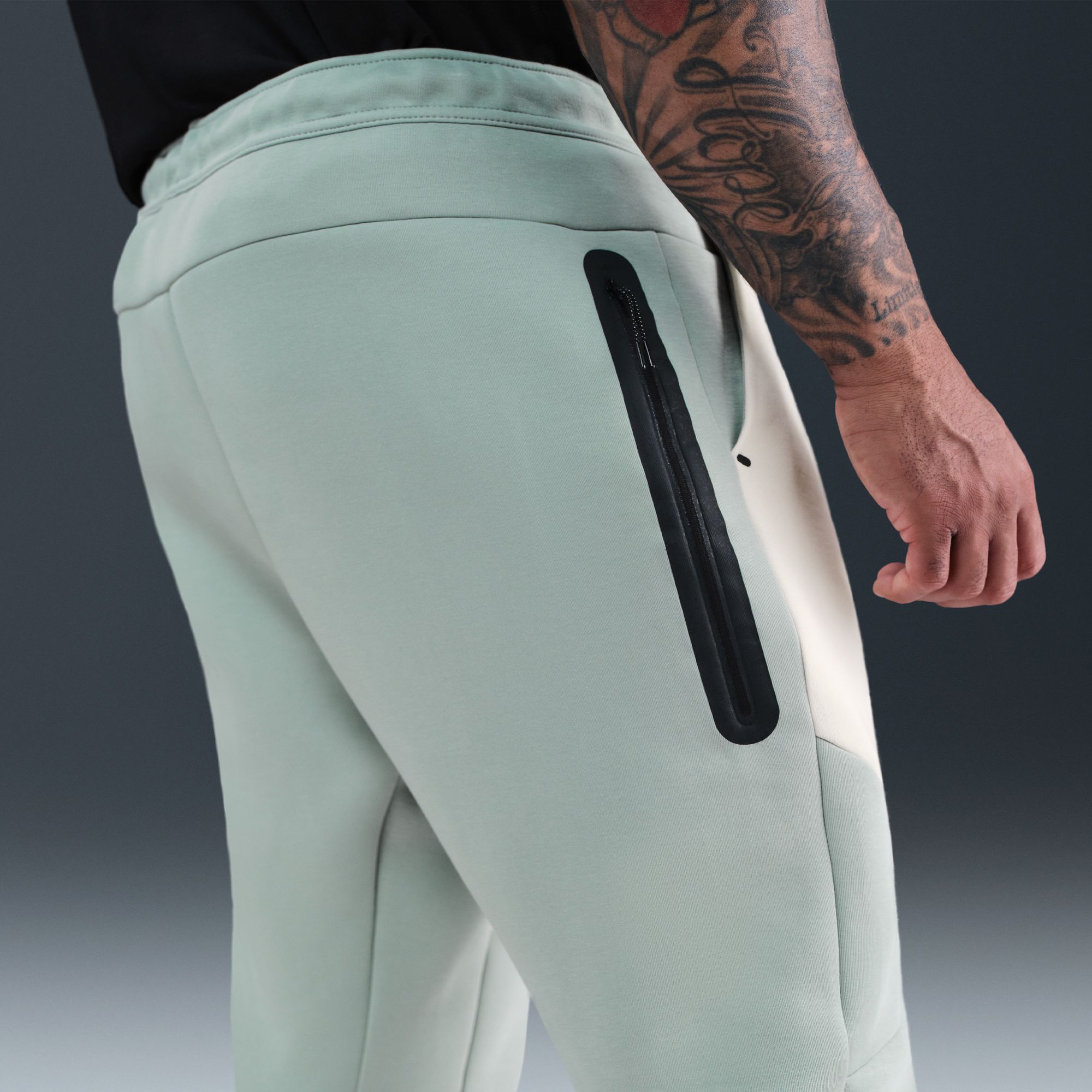 Nike Tech Fleece Joggers - Men's