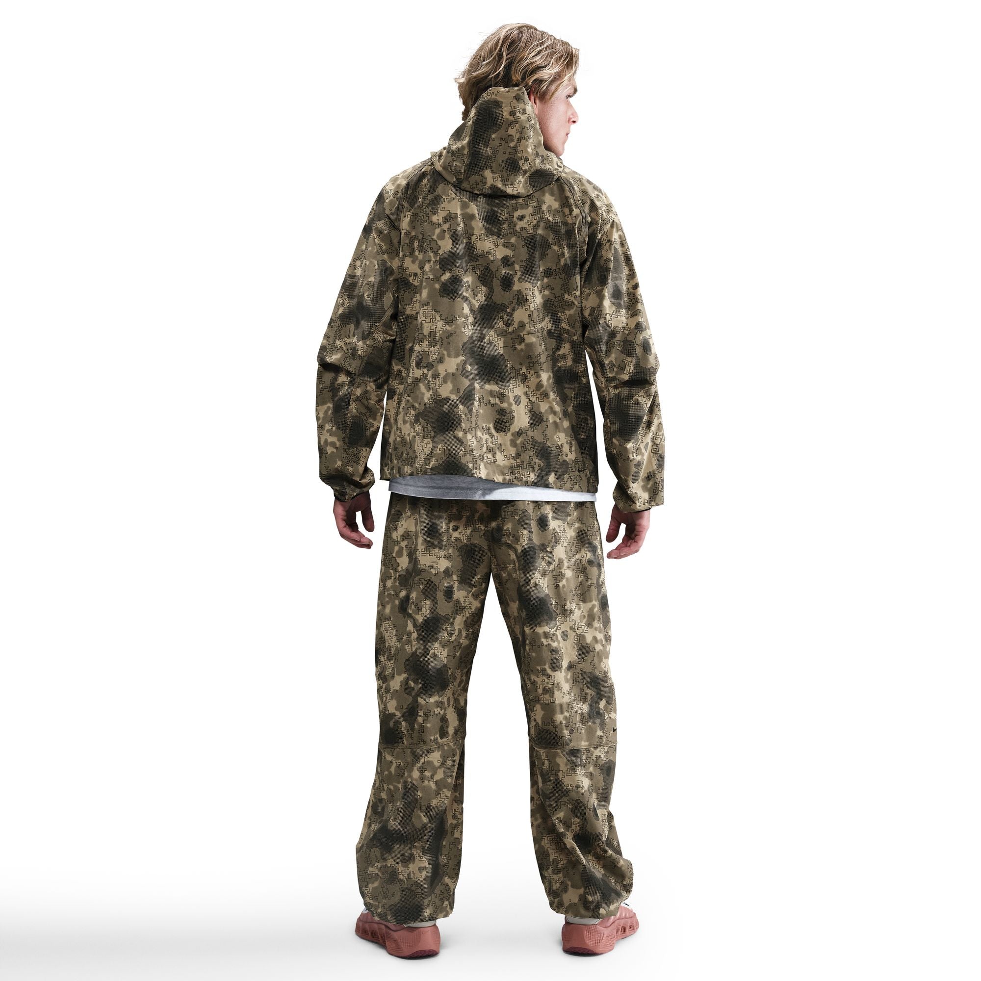 Nike Tech Dri-FIT Woven Camo Loose-Fit Pants - Men's