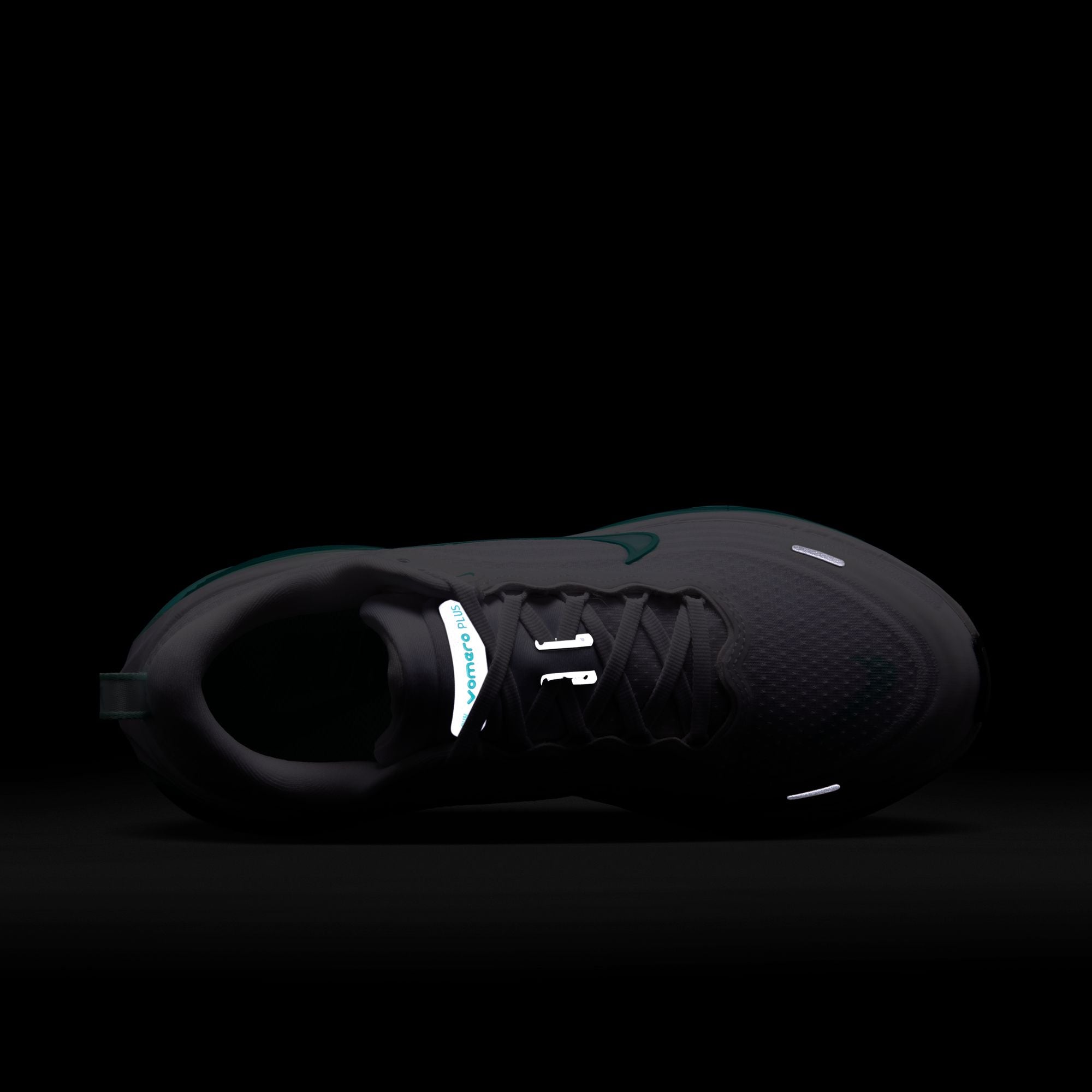 Nike Vomero Plus - Women's