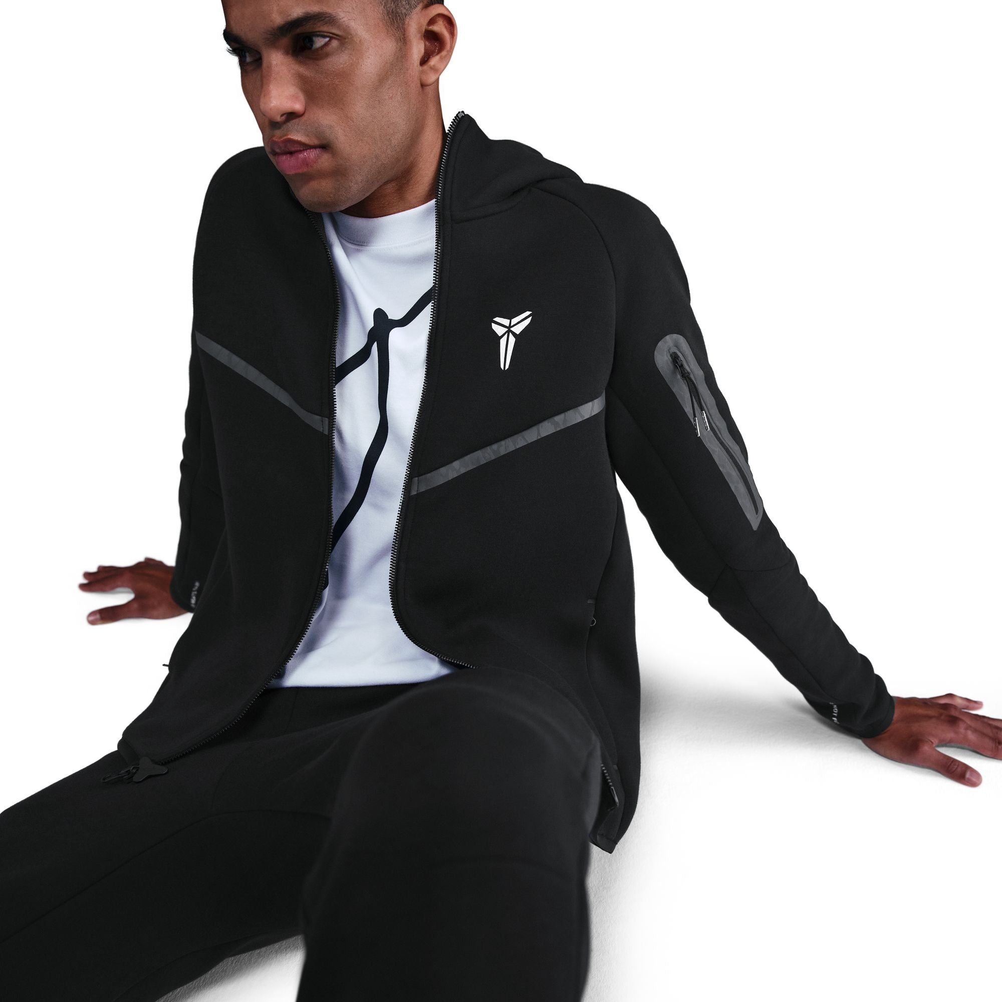 Nike Kobe Bryant Kobe Tech Fleece Full-Zip Windrunner Jacket - Men's