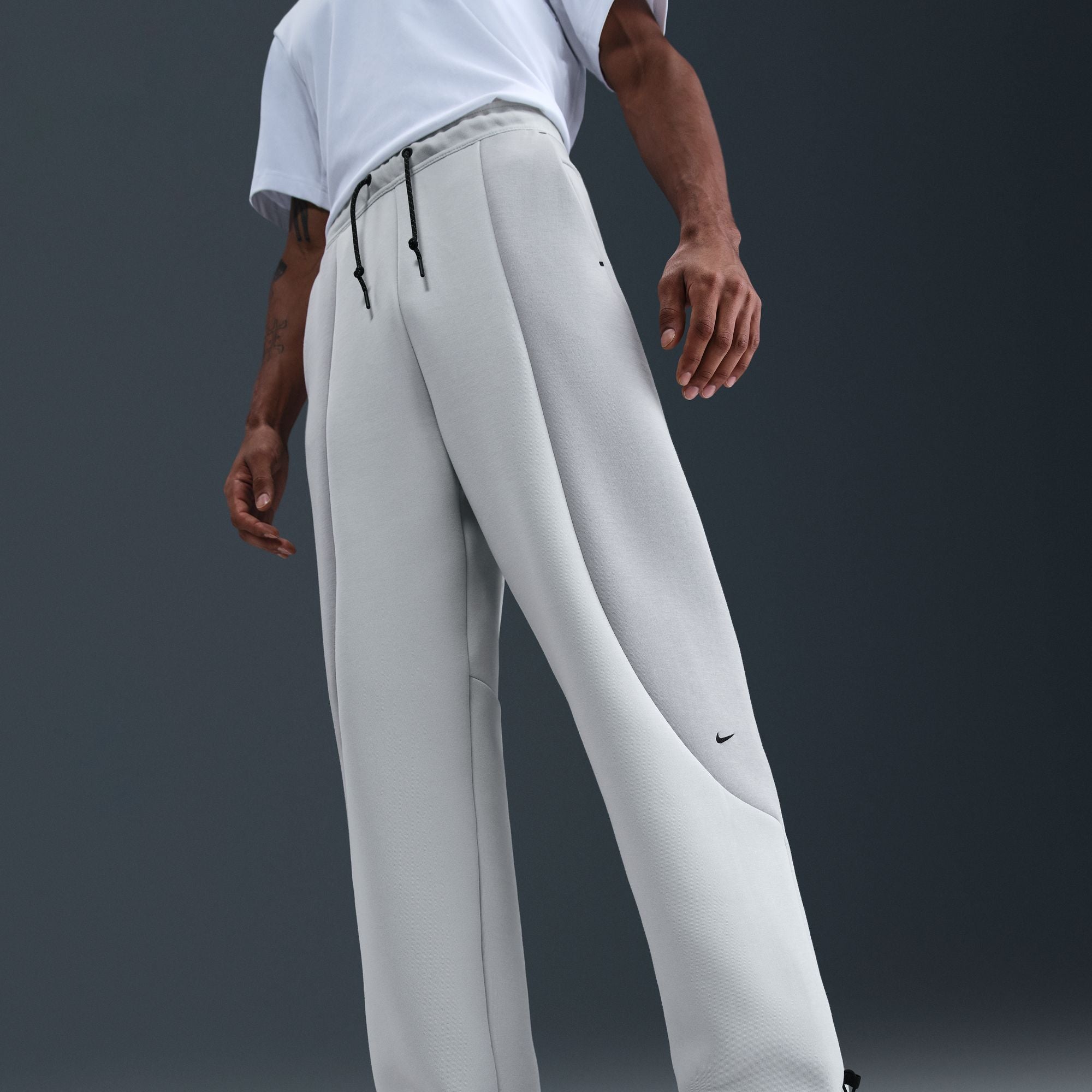 Nike Tech Color-Block Open-Hem Fleece Pants - Men's