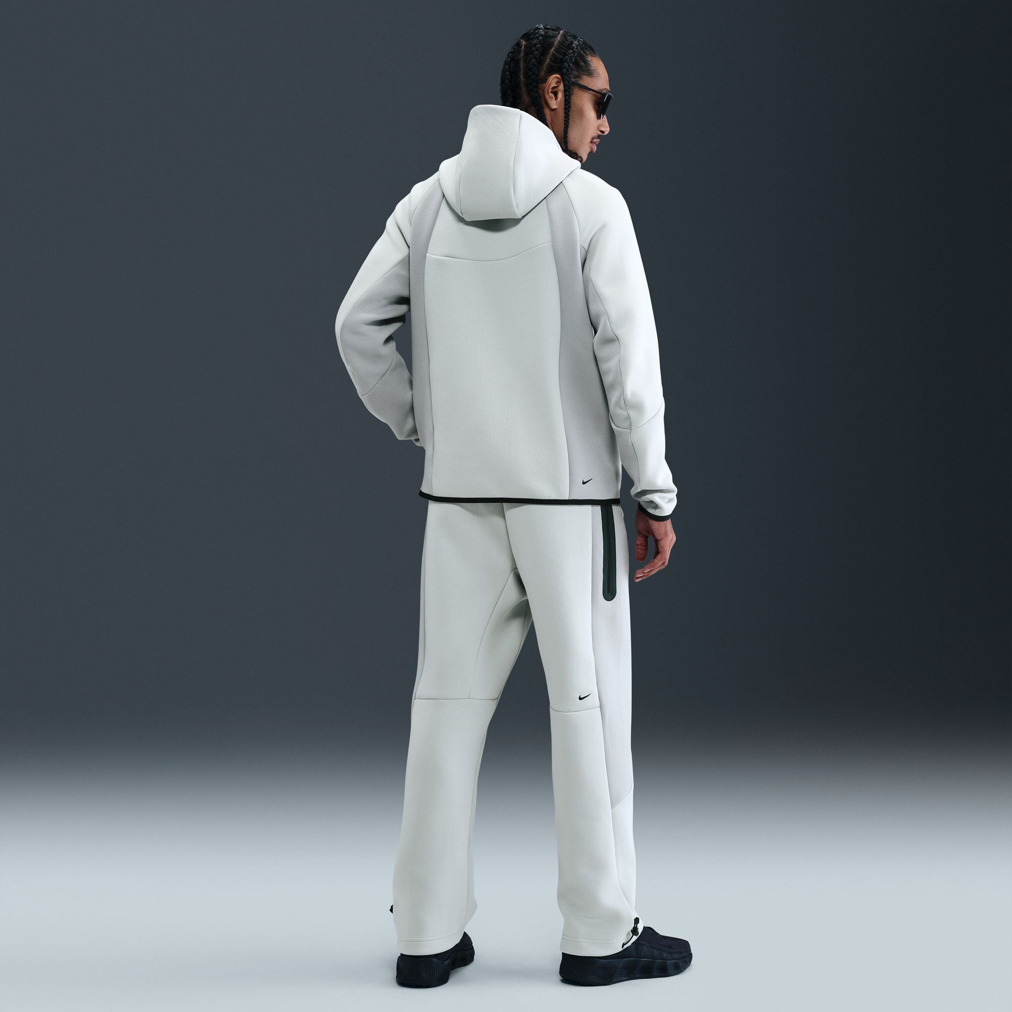 Nike Tech Full-Zip Color-Block Fleece Windrunner Jacket - Men's