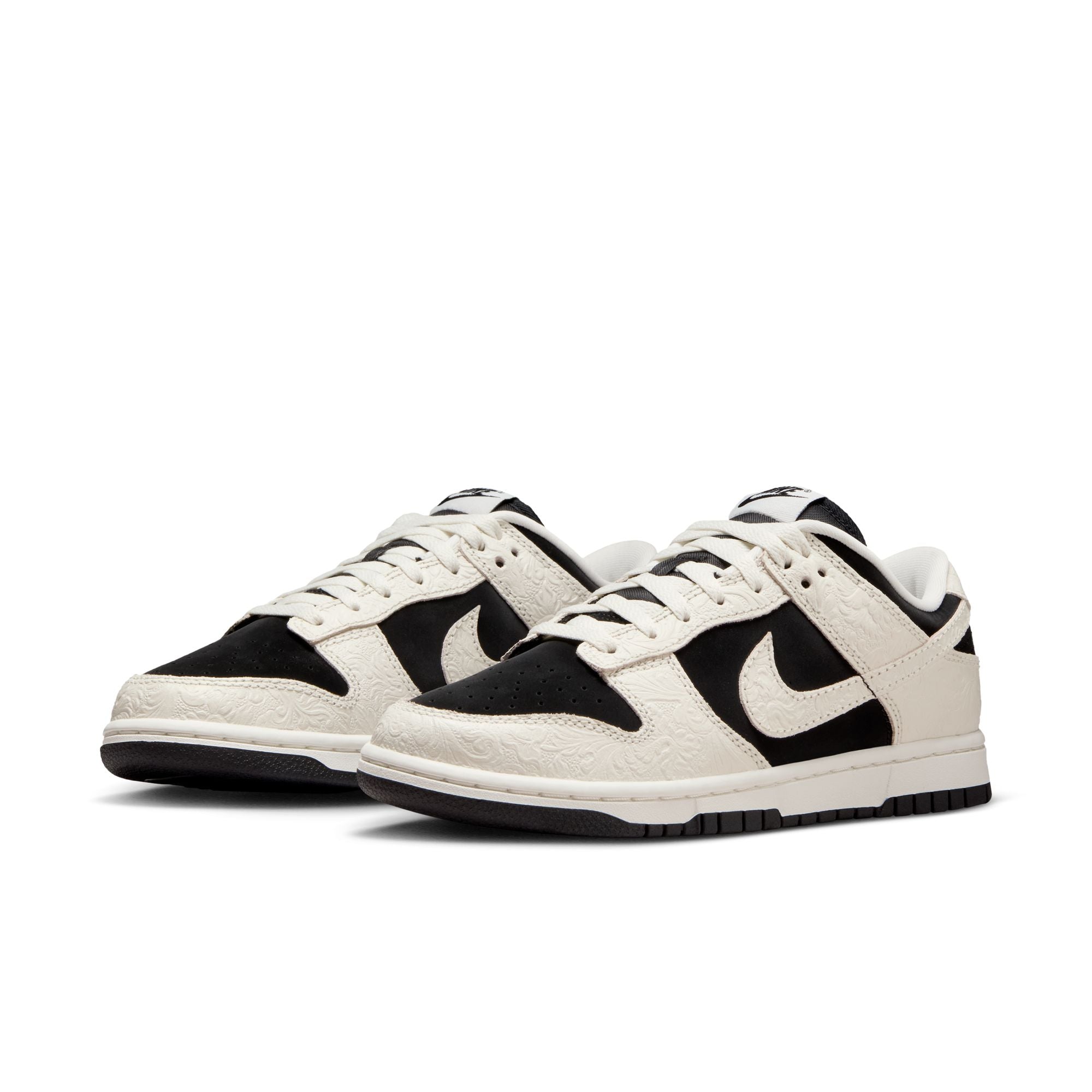 Nike Dunk Low - Women's