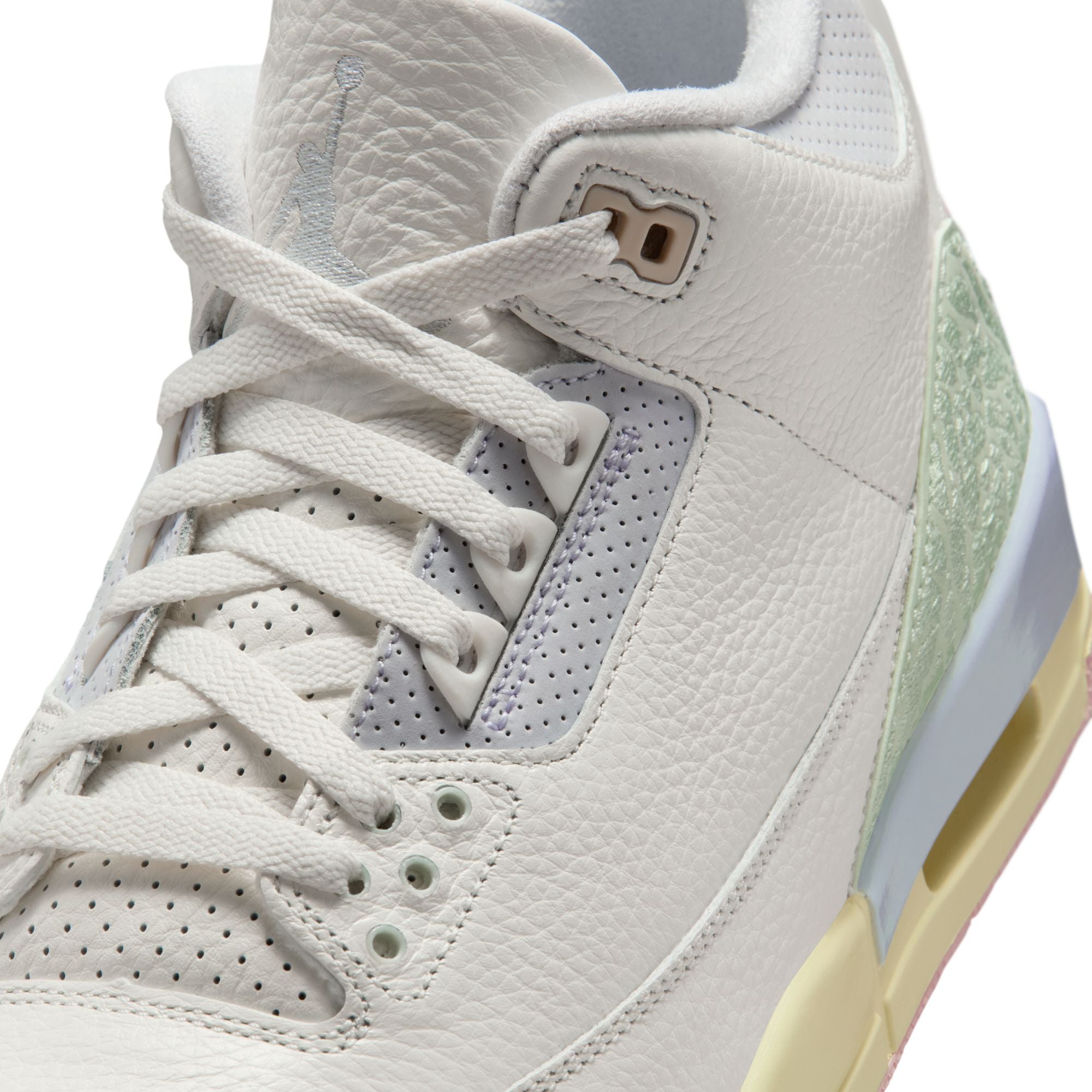 Air Jordan 3 Retro "Sail and Jade Aura" - Men's