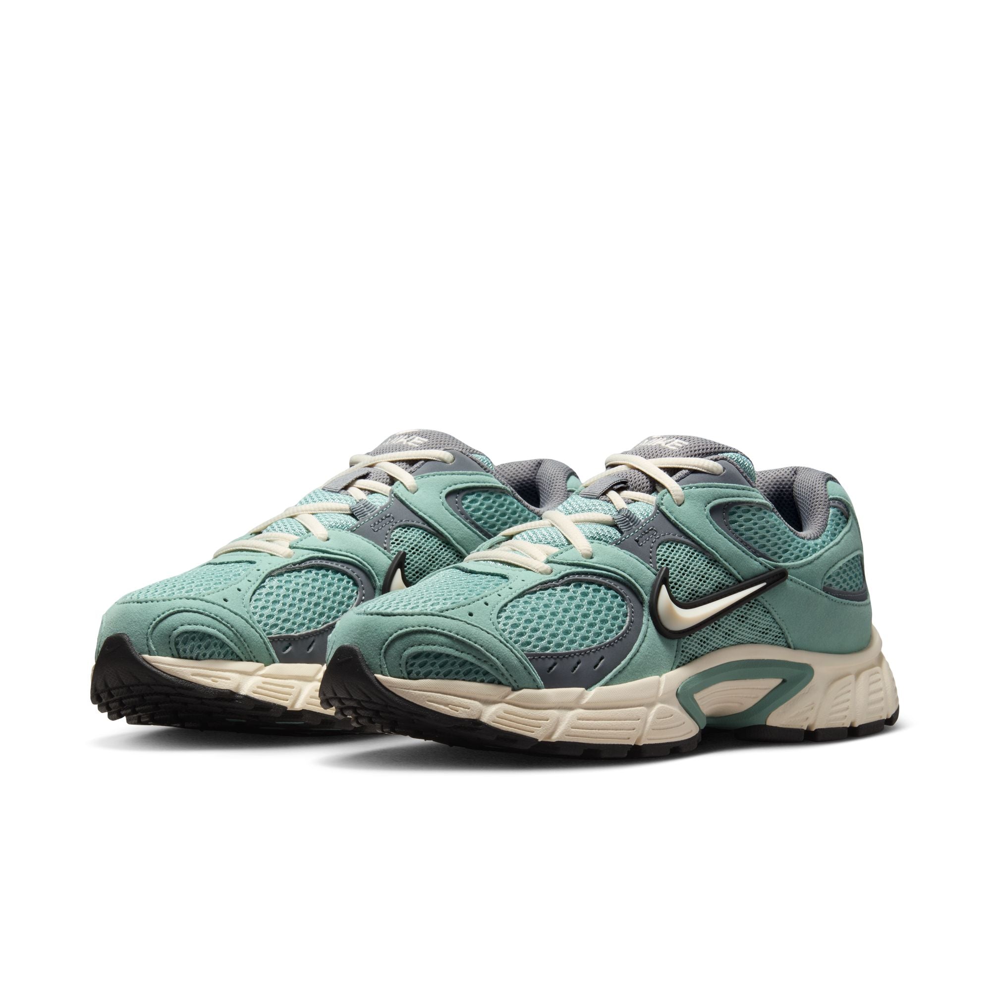 Nike V5 RNR - Women's