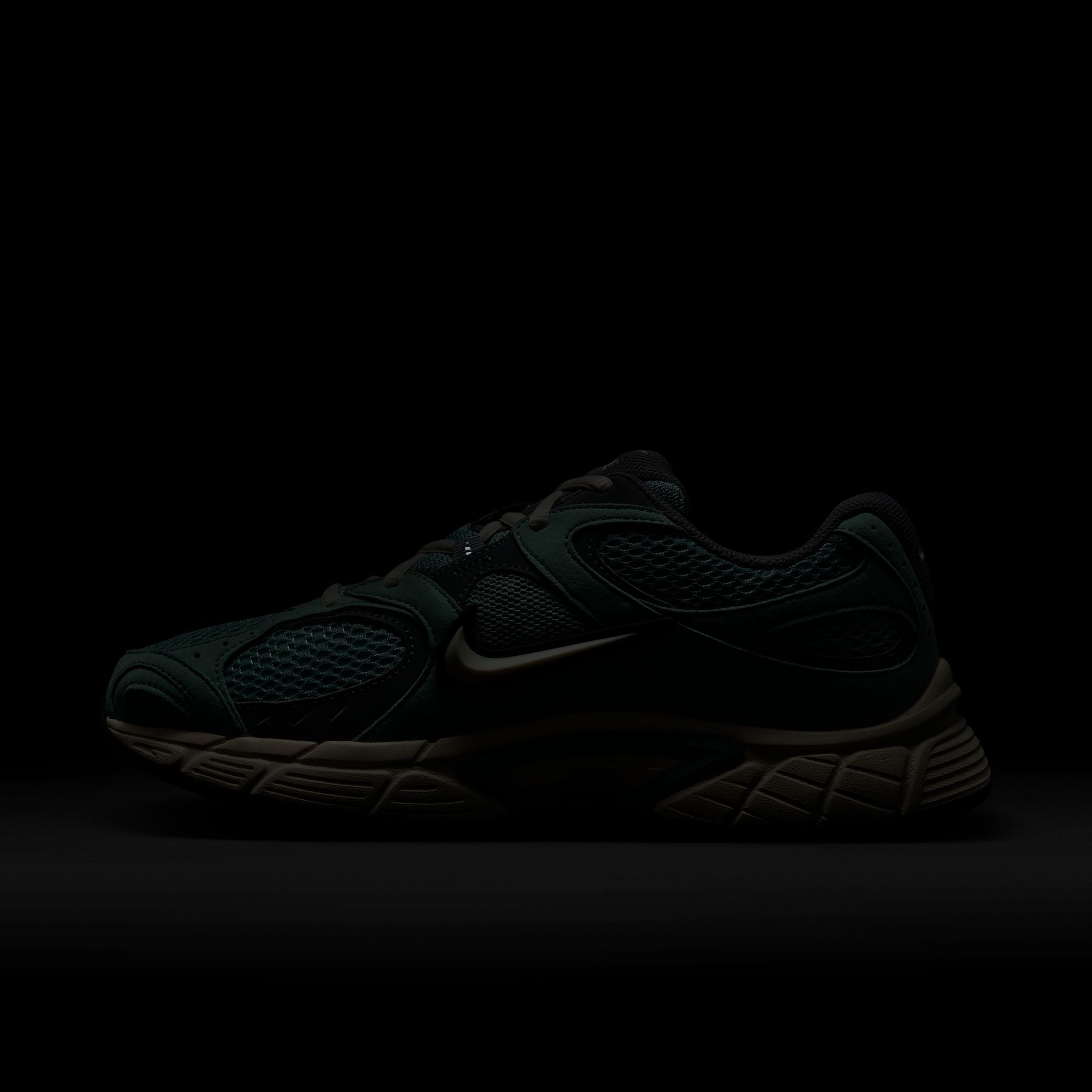 Nike V5 RNR - Women's