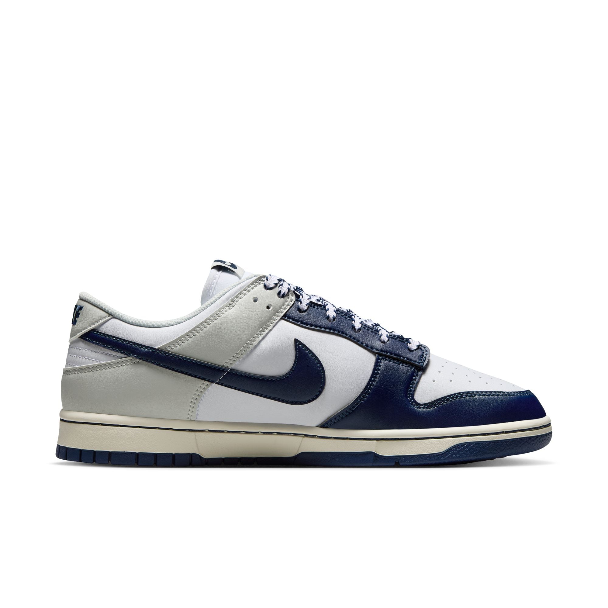 Nike Dunk Low Retro "New York Yankees" - Men's