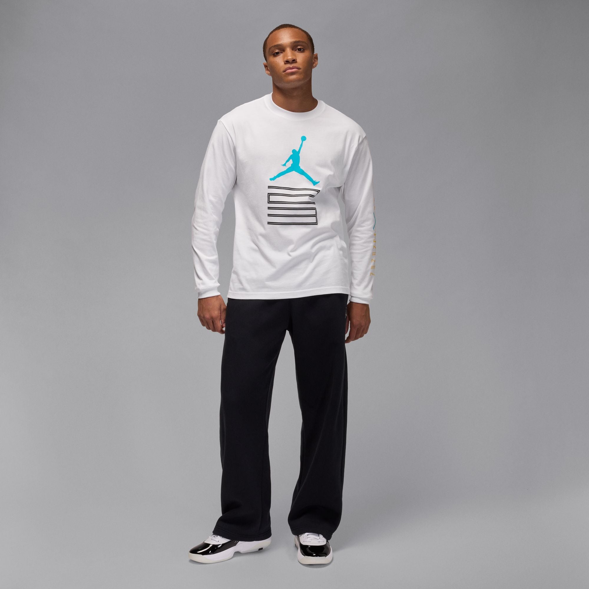 Air Jordan Brooklyn AJ11 Graphic Long-Sleeve T-Shirt - Men's