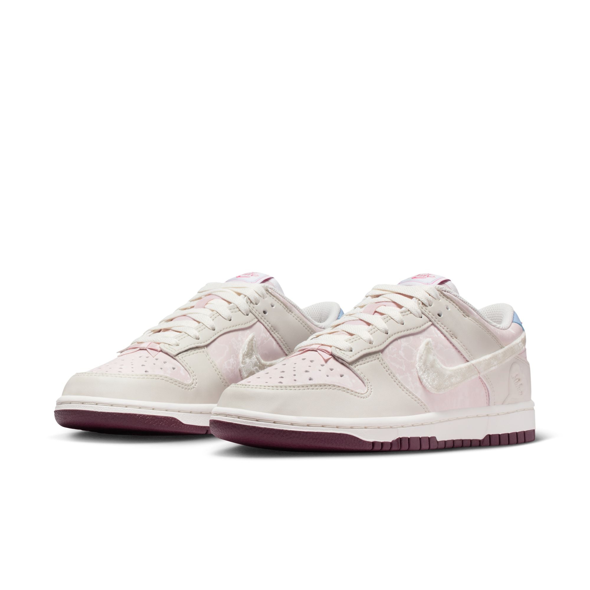 Nike Dunk Low "Valentine's Day" - Women's