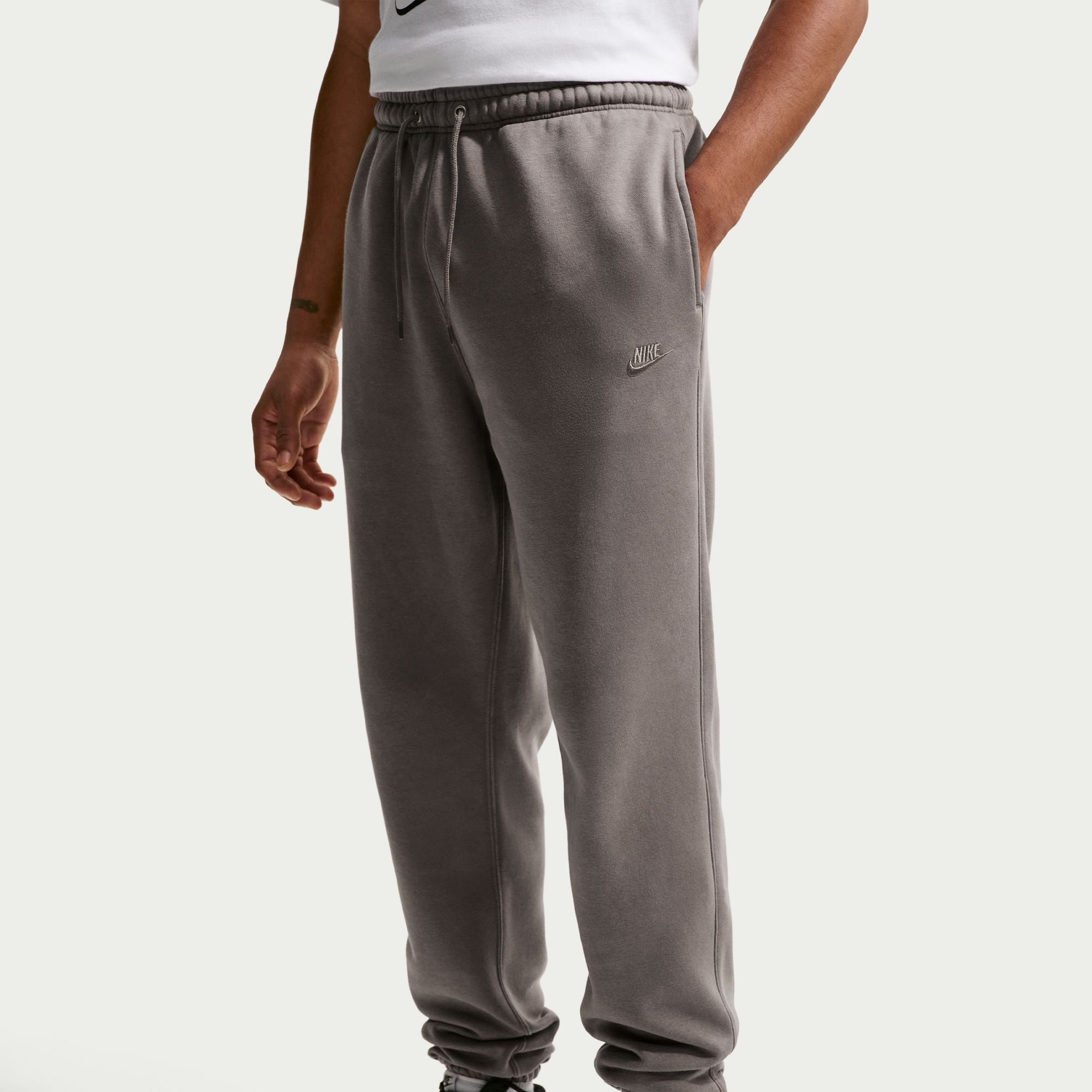 Nike Sportswear Club Washed Cuffed Fleece Pants - Men's