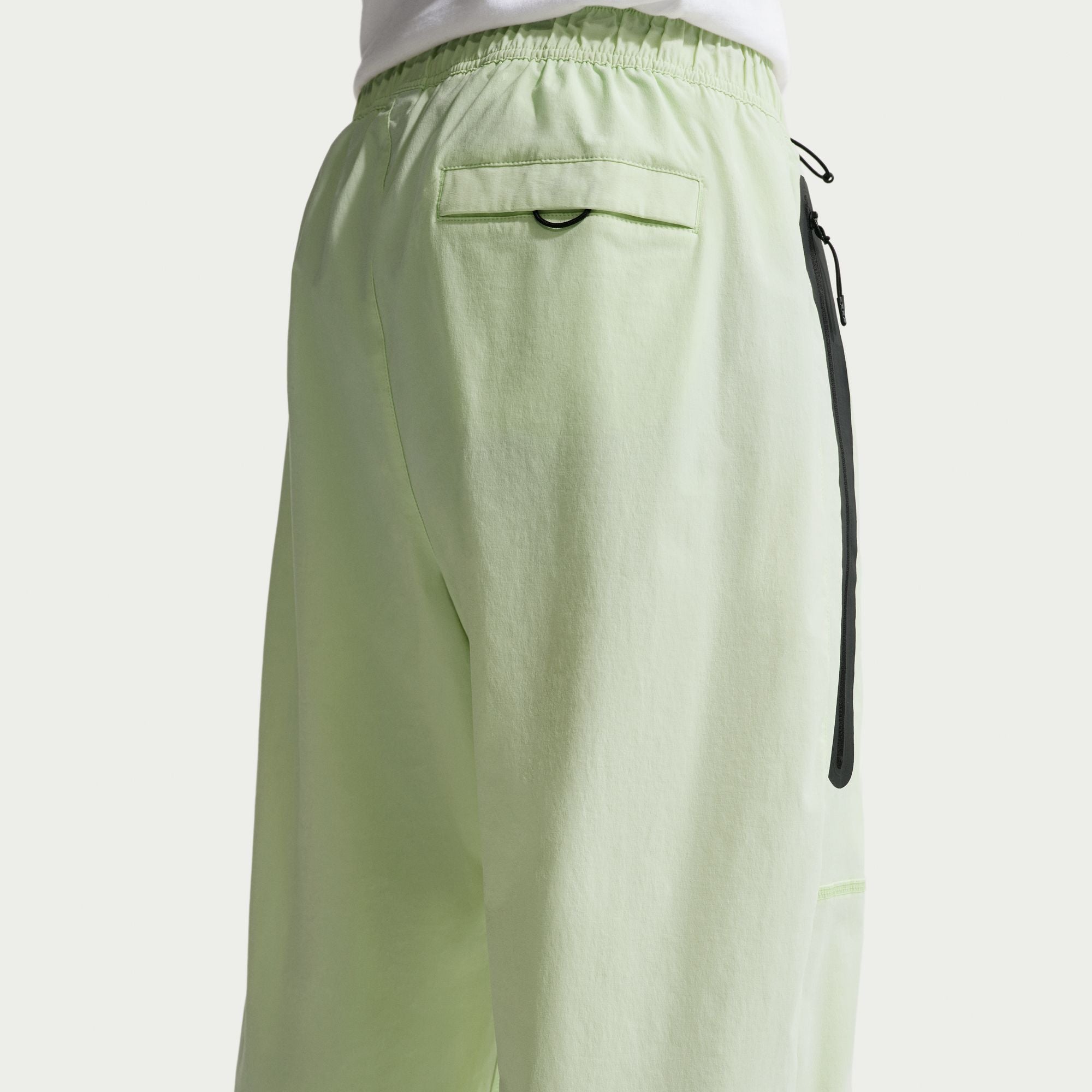 Nike Tech Dri-FIT Woven Pants - Men's