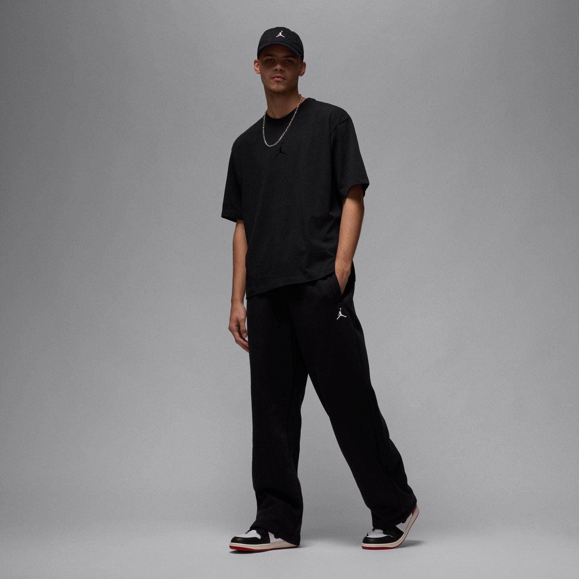 Air Jordan APPAREL Air Jordan Flight Essentials Oversized T-Shirt - Men's