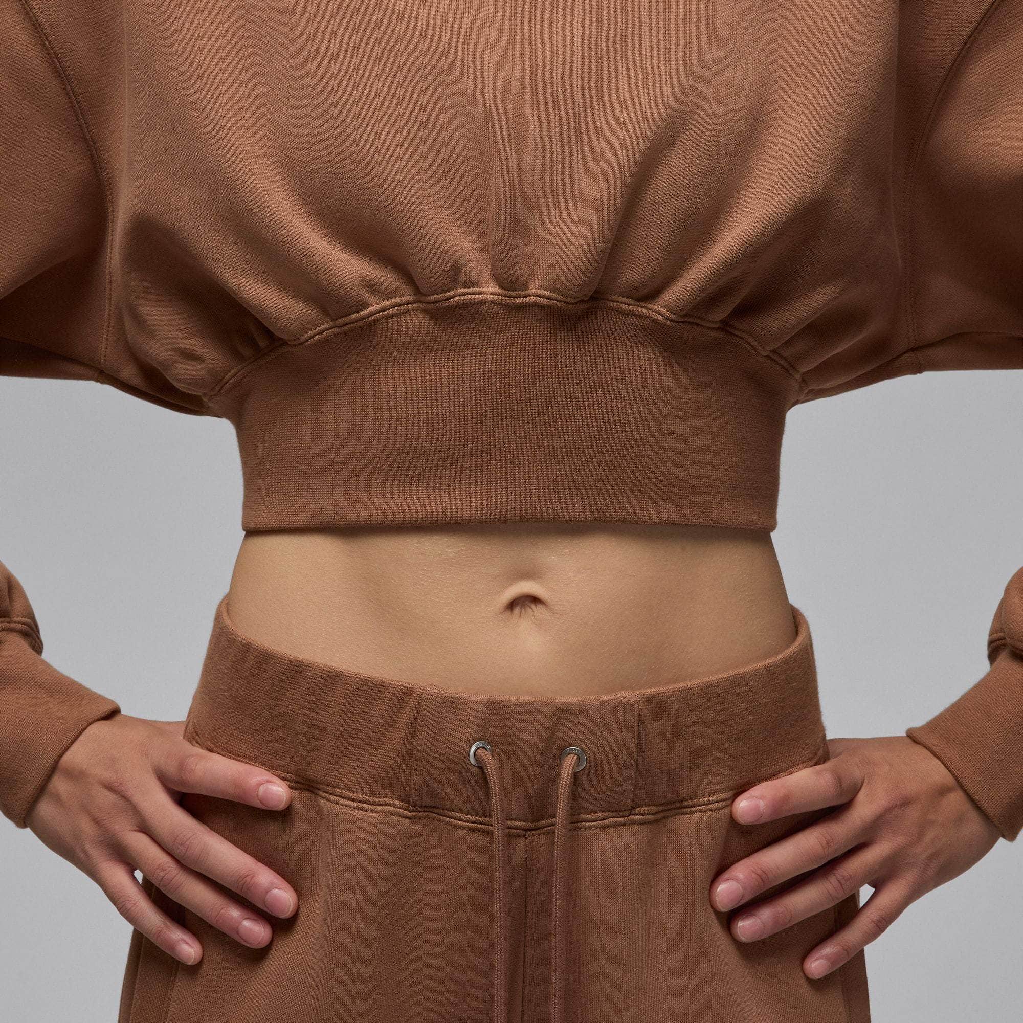 Air Jordan APPAREL Air Jordan Flight Fleece Cropped Sweatshirt - Women's