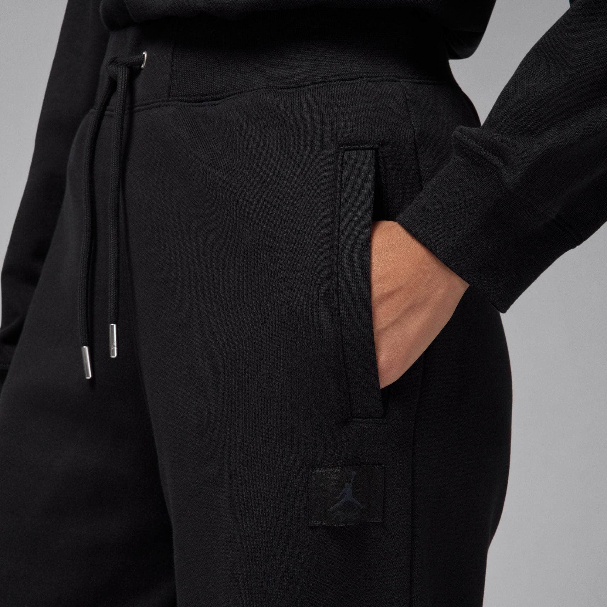 Air Jordan APPAREL Air Jordan Flight Fleece Open-Hem Pants - Women's