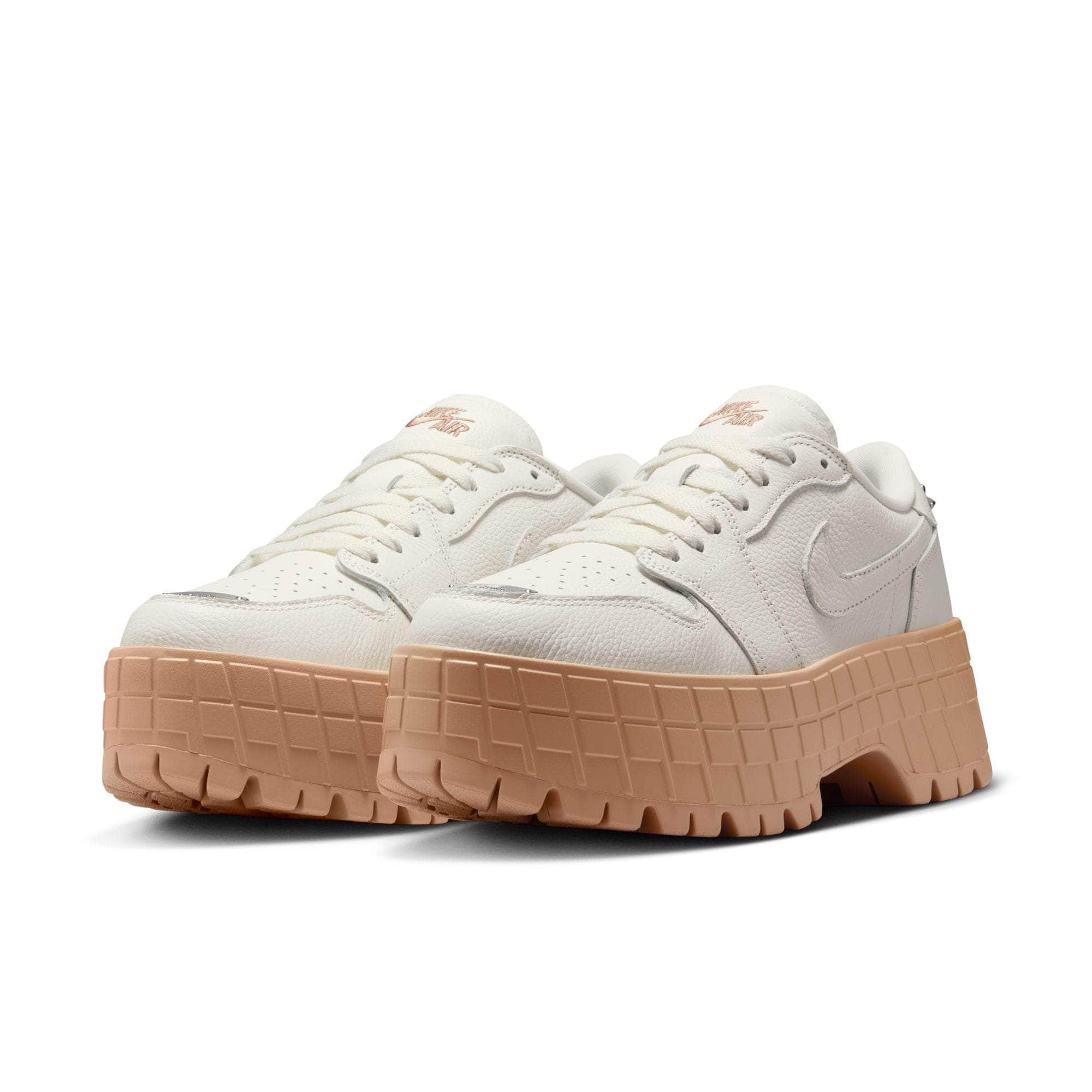 Air Jordan FOOTWEAR Air Jordan 1 Brooklyn Low - Women's