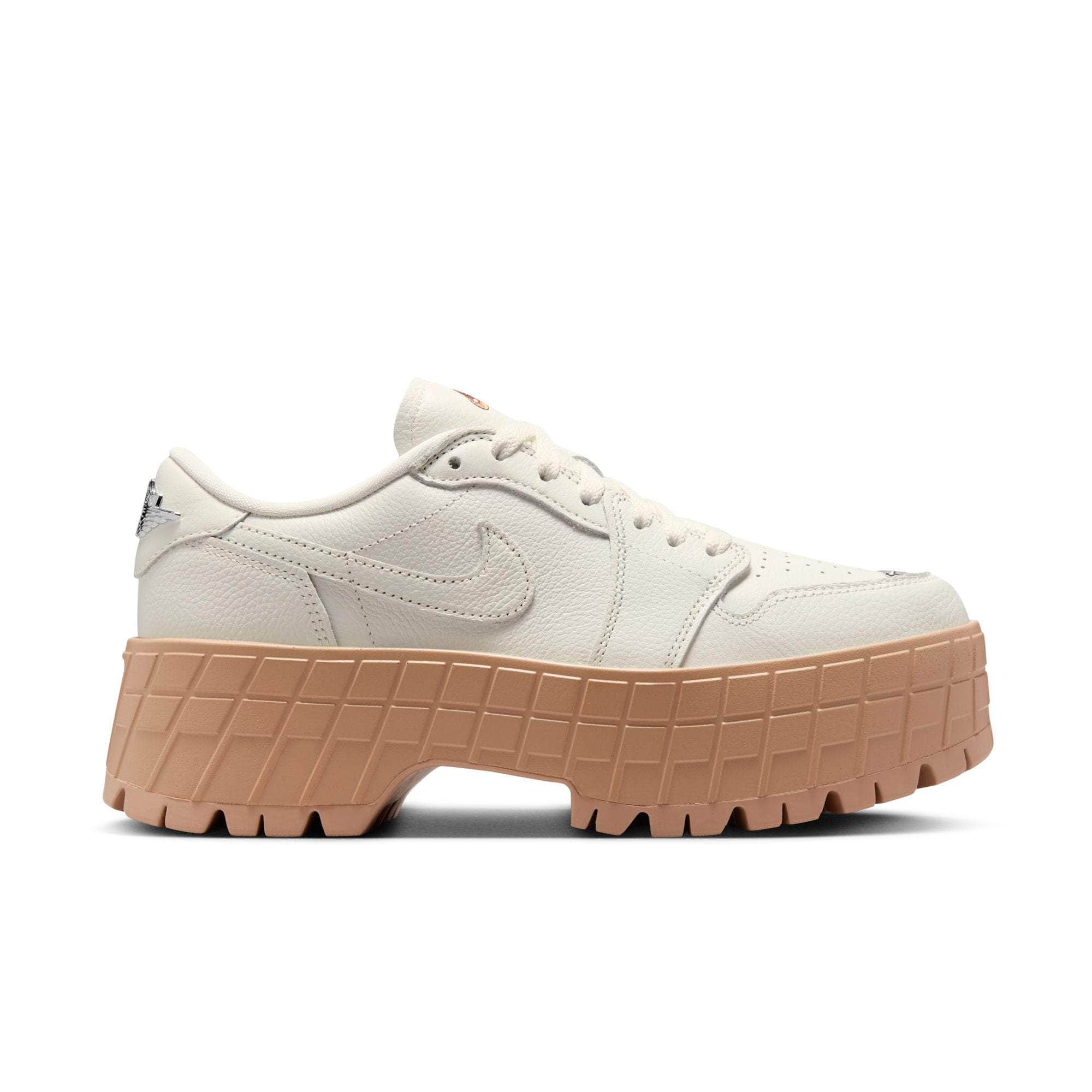 Air Jordan FOOTWEAR Air Jordan 1 Brooklyn Low - Women's