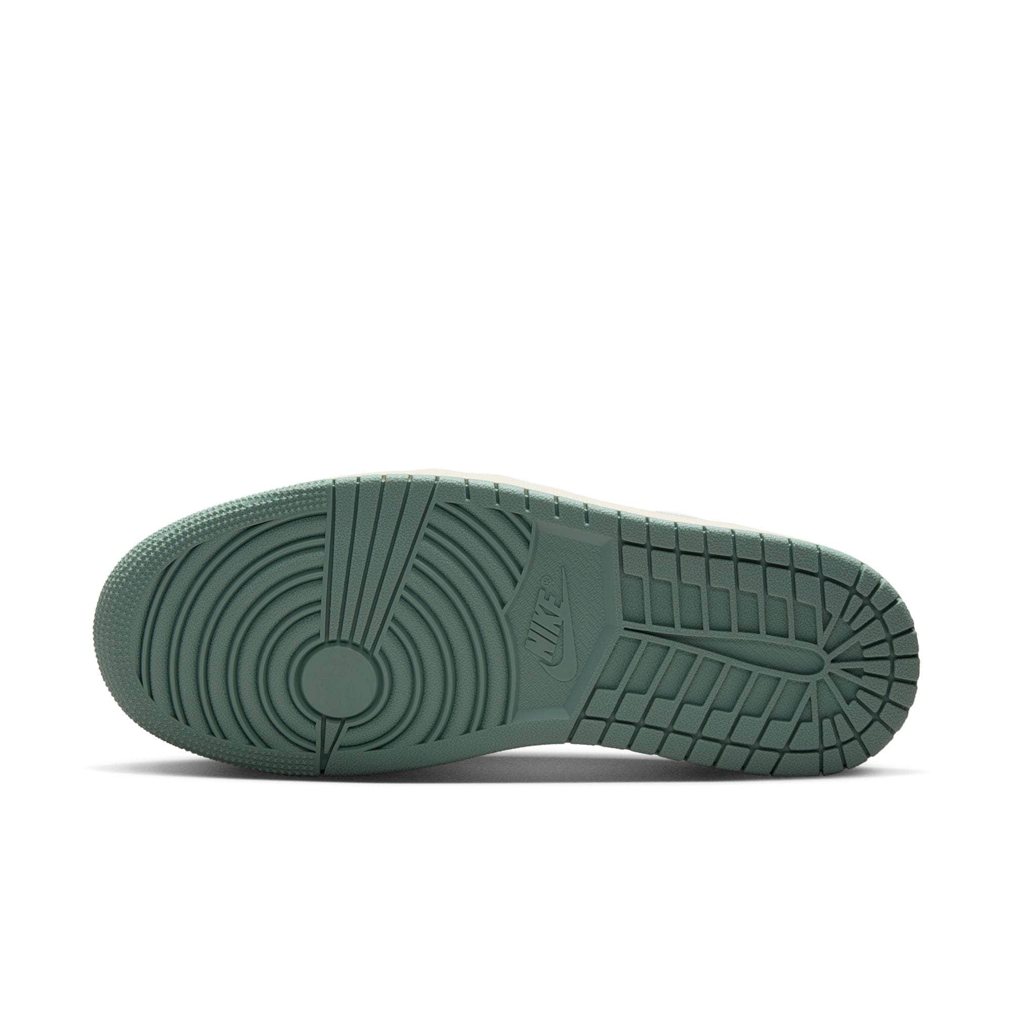 Air Jordan FOOTWEAR Air Jordan 1 Low - Women's