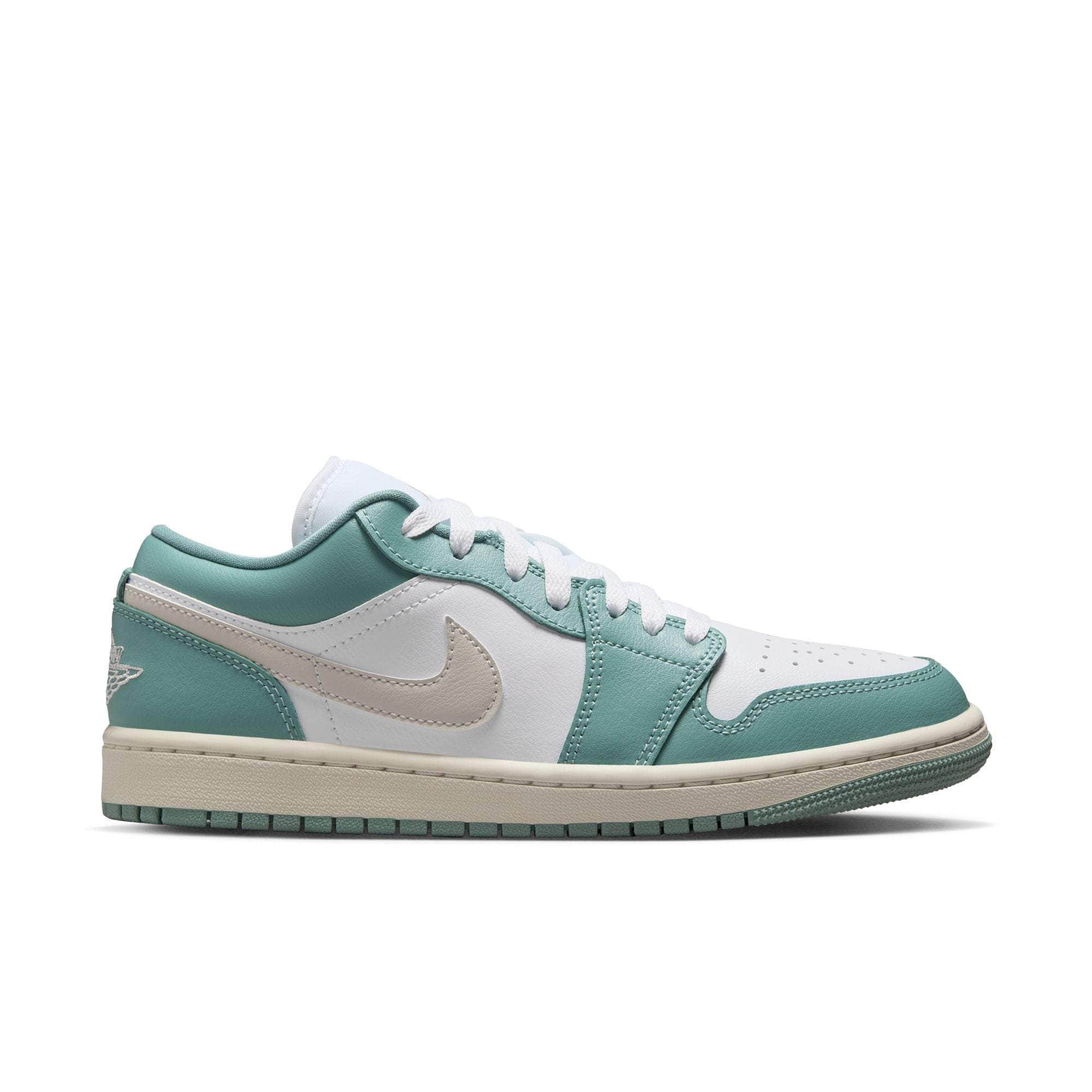 Air Jordan FOOTWEAR Air Jordan 1 Low - Women's