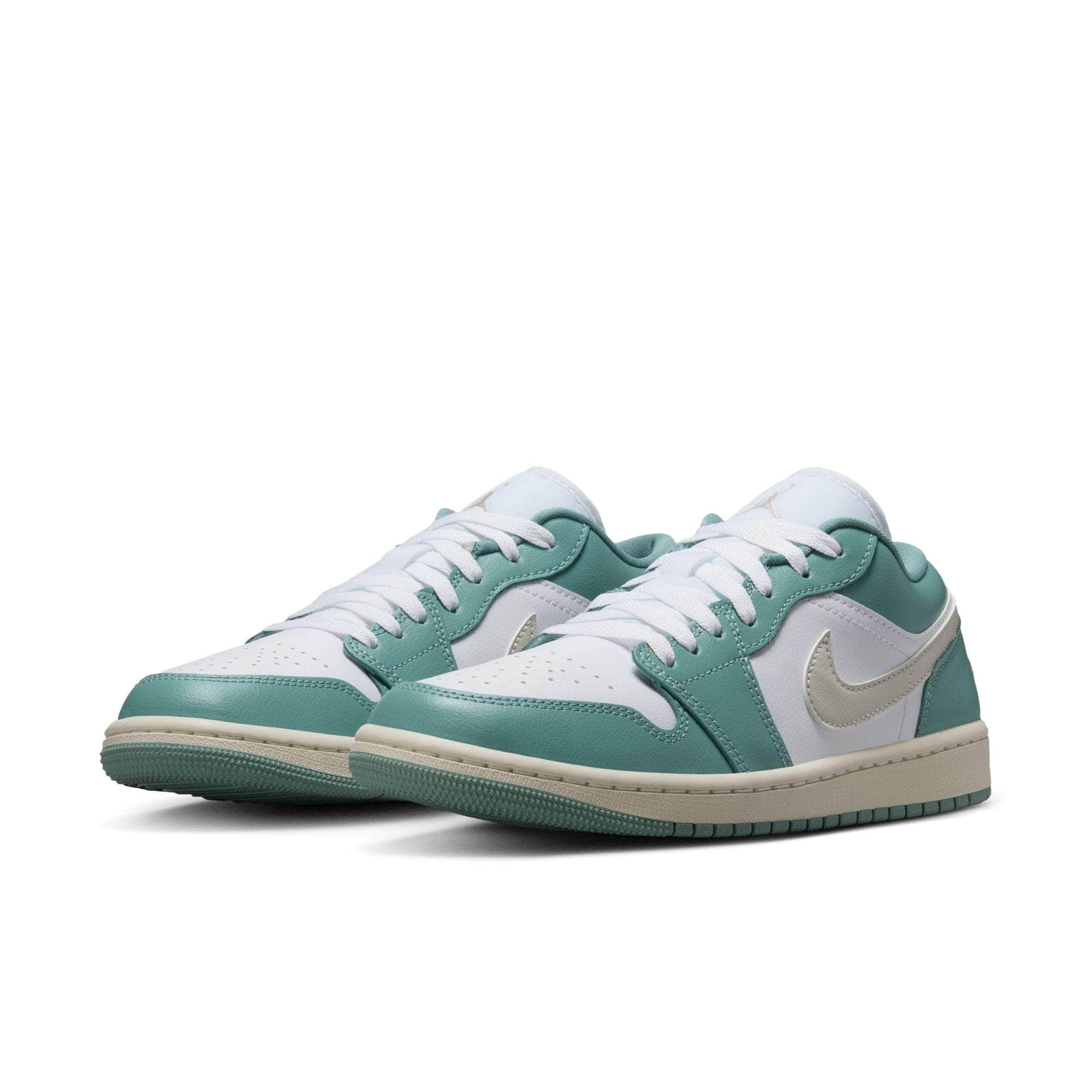 Air Jordan FOOTWEAR Air Jordan 1 Low - Women's