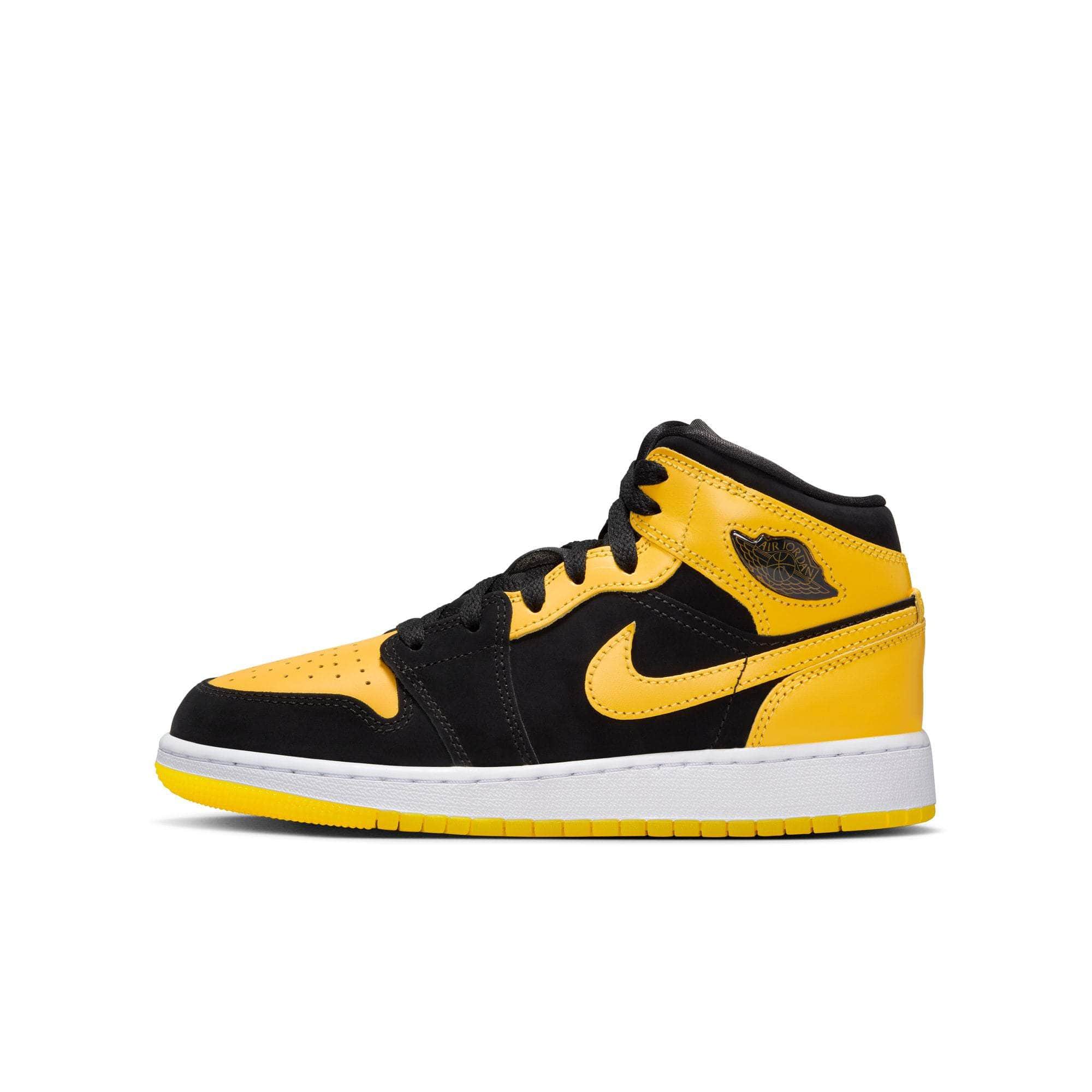 Air Jordan FOOTWEAR Air Jordan 1 Mid "New Love" - Non Adult