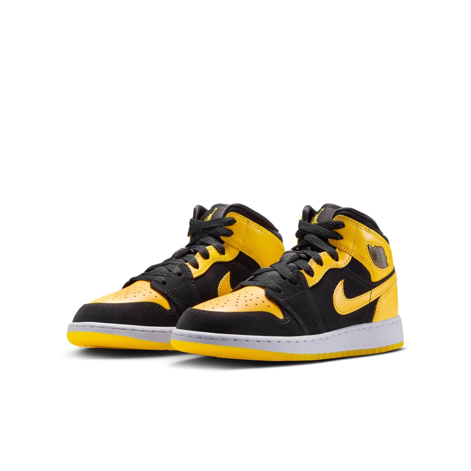 Air Jordan FOOTWEAR Air Jordan 1 Mid "New Love" - Non Adult