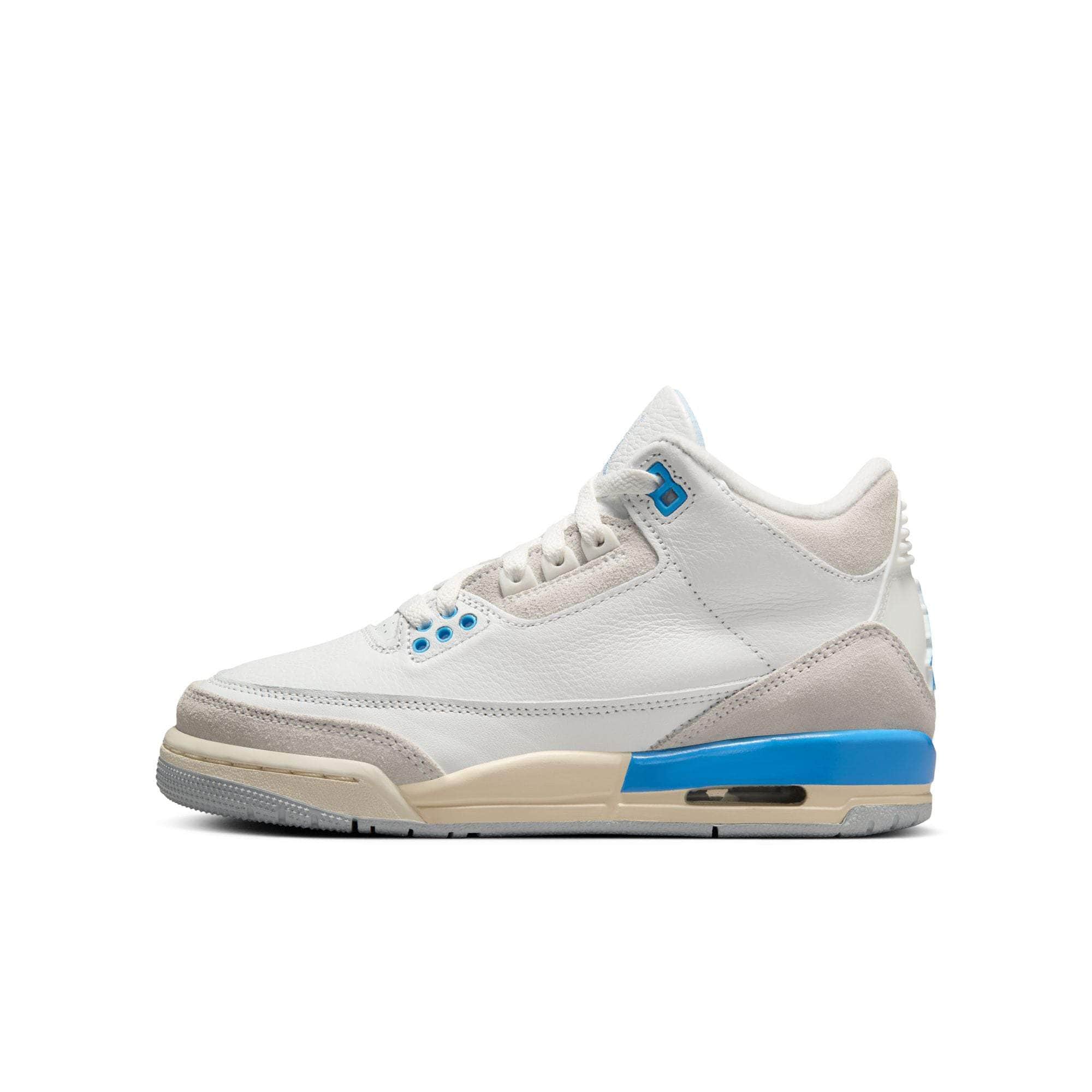Air Jordan FOOTWEAR Air Jordan 3 Retro "Lucky Shorts" - Boy's Grade School