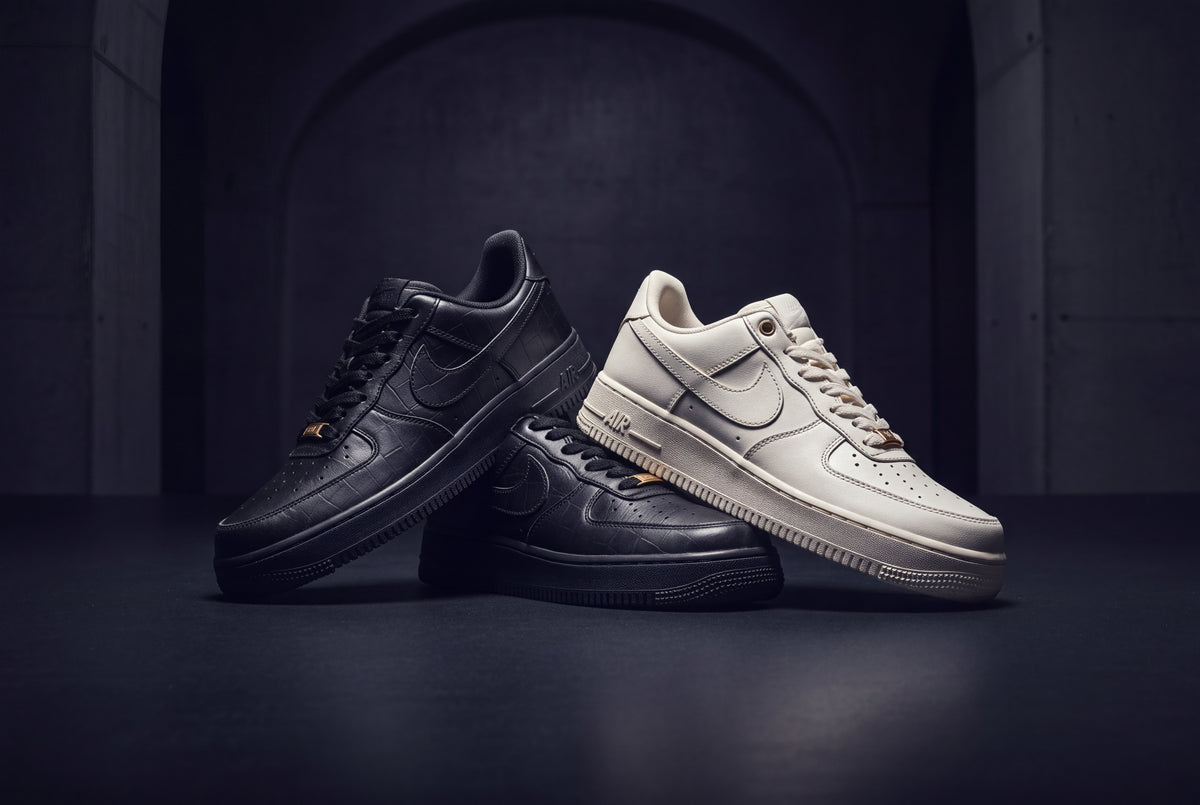 Nike Air Force 1 sneakers in black and sail