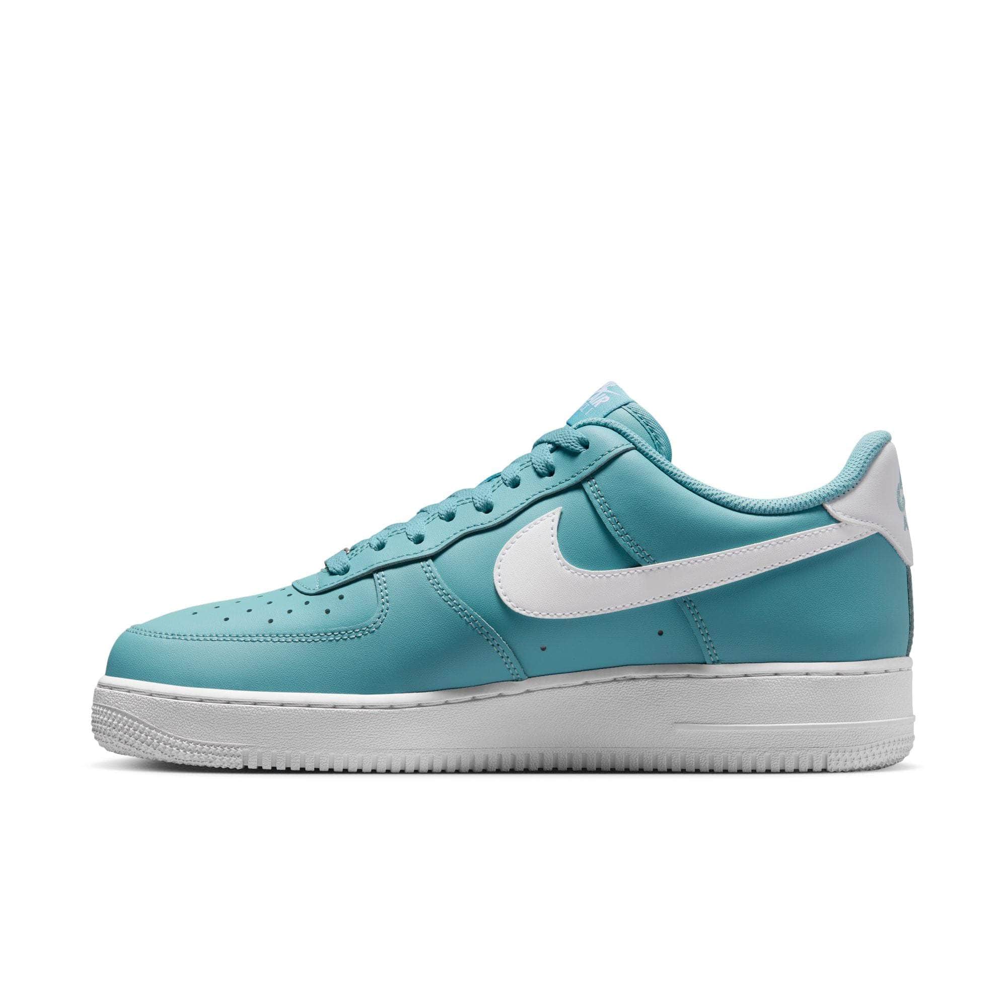 Nike FOOTWEAR Nike Air Force 1 '07 - Men's