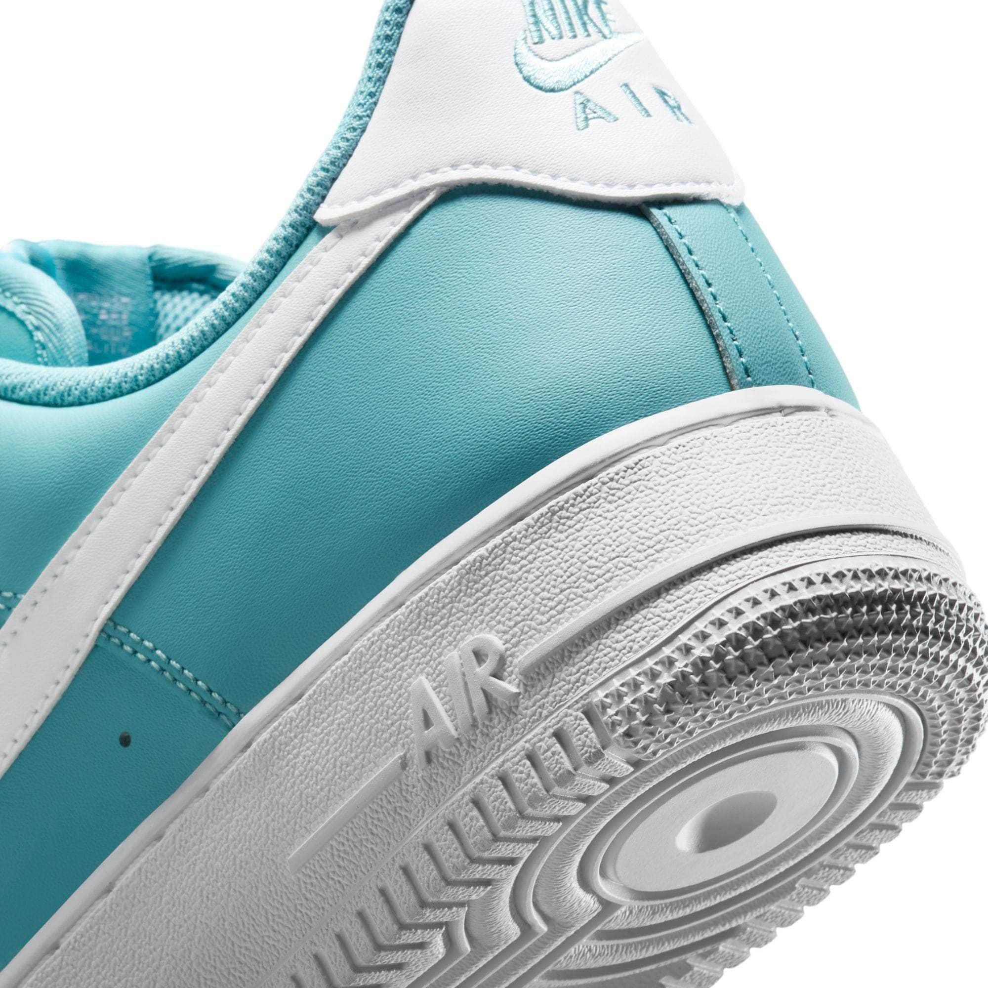 Nike FOOTWEAR Nike Air Force 1 '07 - Men's